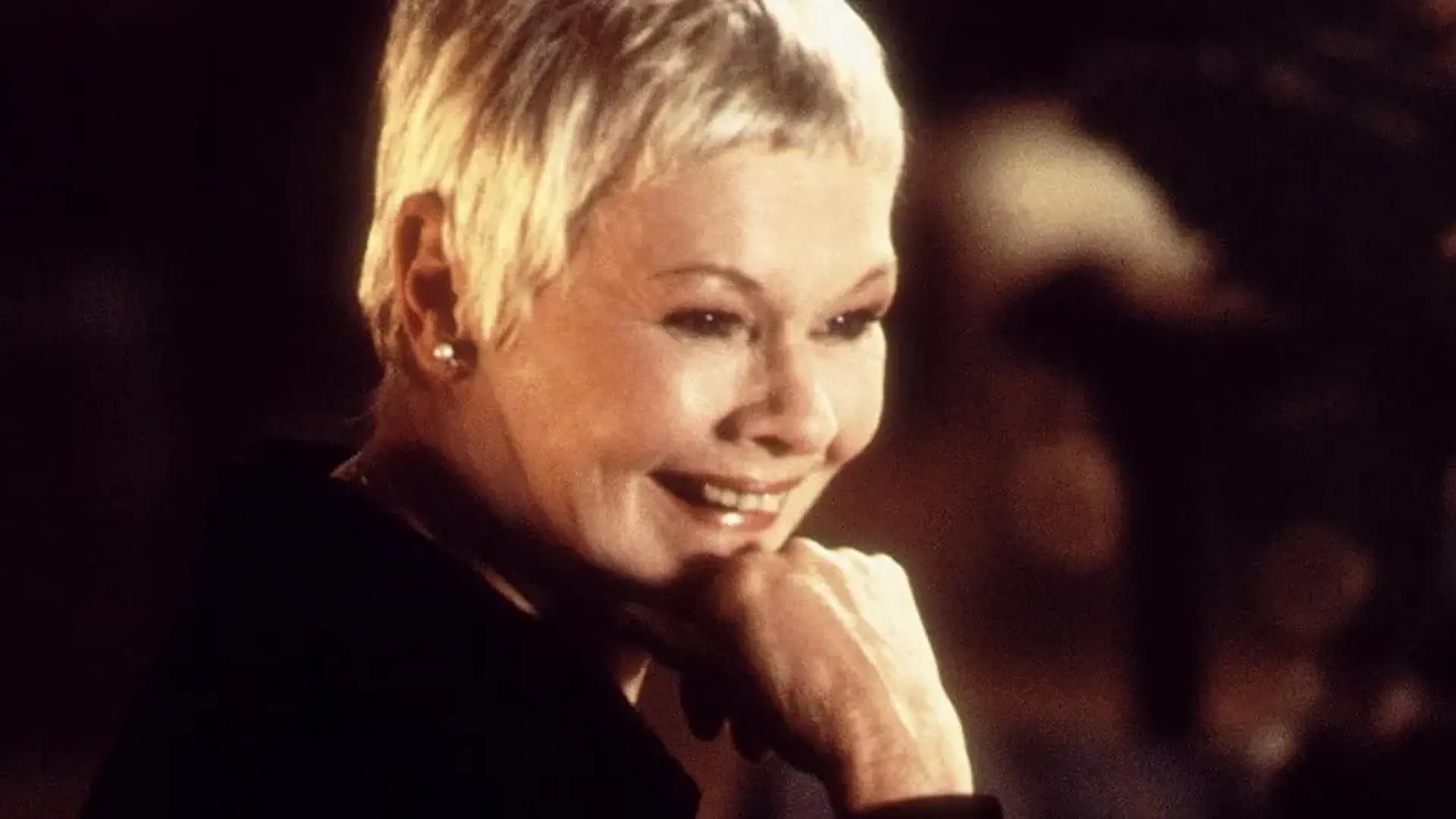 فیلم آخرین بمب های بلوند (The Last of the Blonde Bombshells 2000)