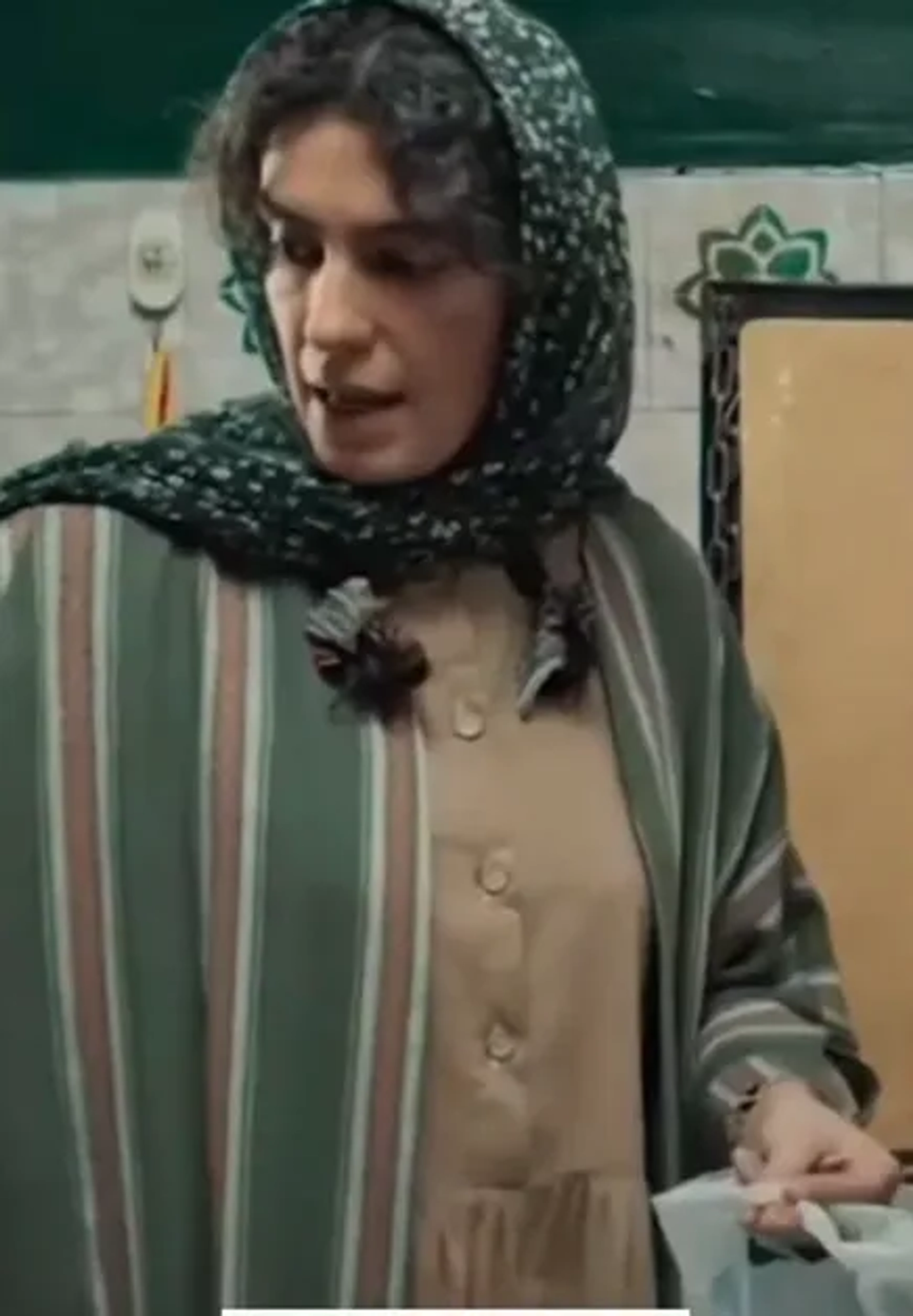 رابطه جذاب خواهر و برادری الیکا عبدالرزاقی با رضا عطاران در فیلم اجل معلق