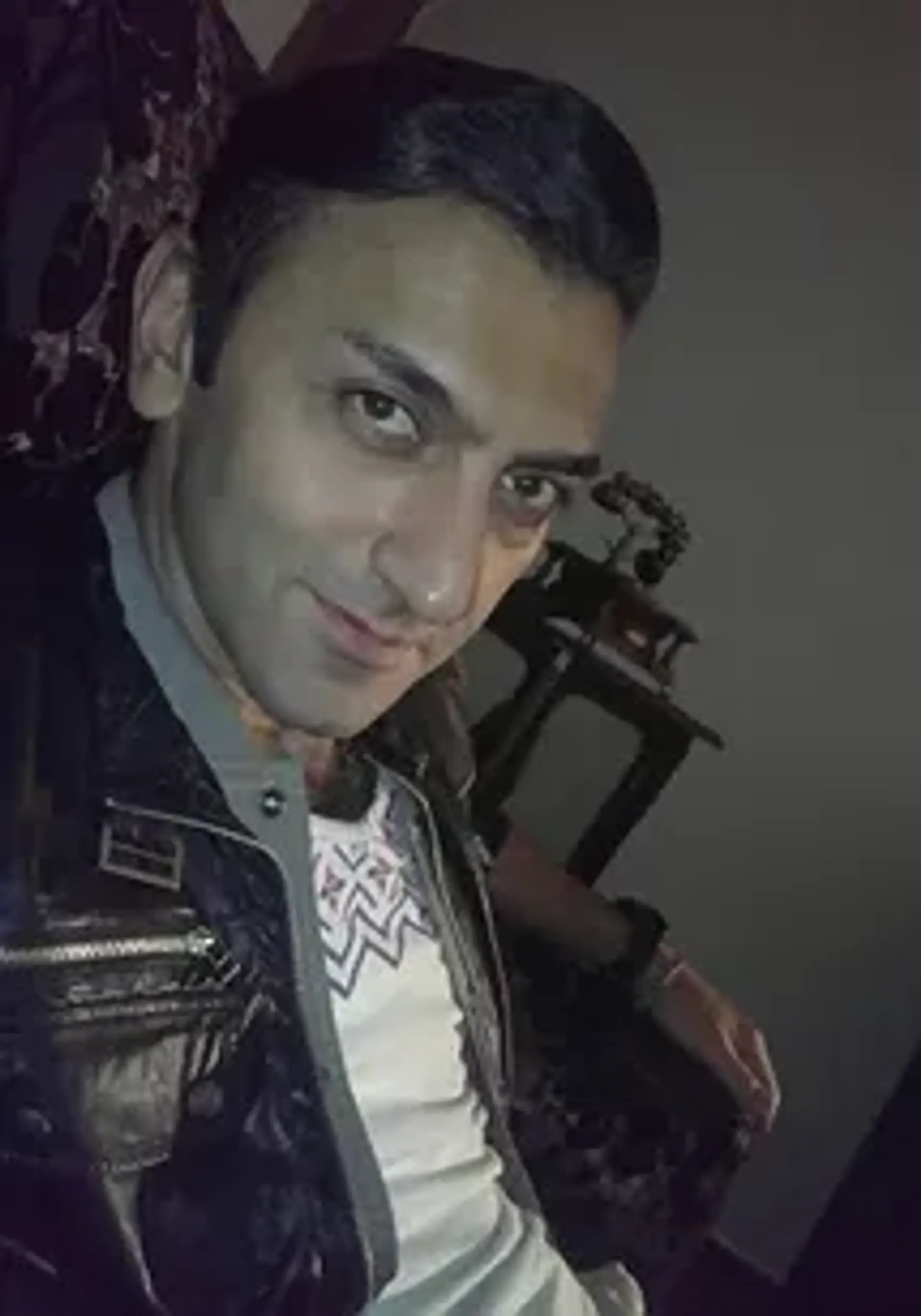 وحید مهین دوست