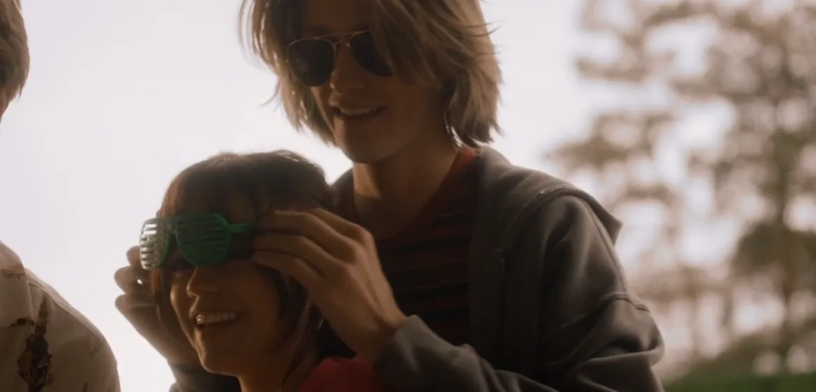 Percy Hynes White and Jenna Ortega in Winter Spring Summer or Fall (2024)