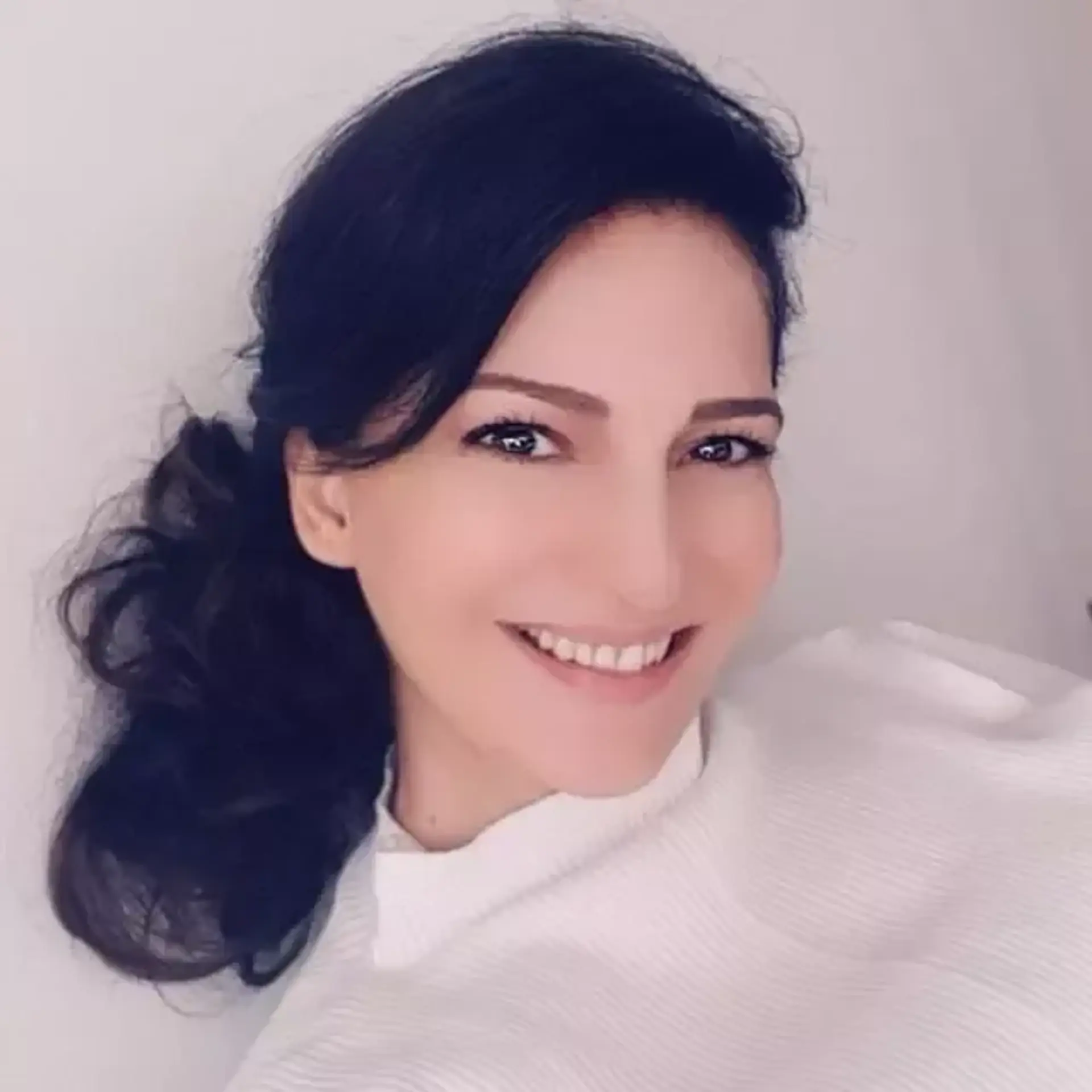 گونور آدیگوزل