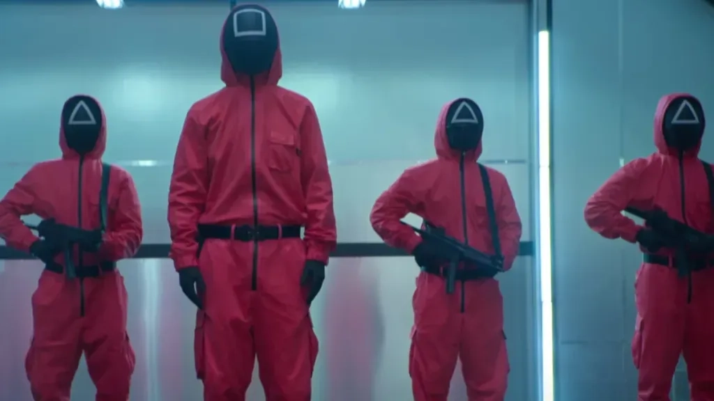 خالق بازی مرکب از معنای واقعی نمادهای سریال گفت