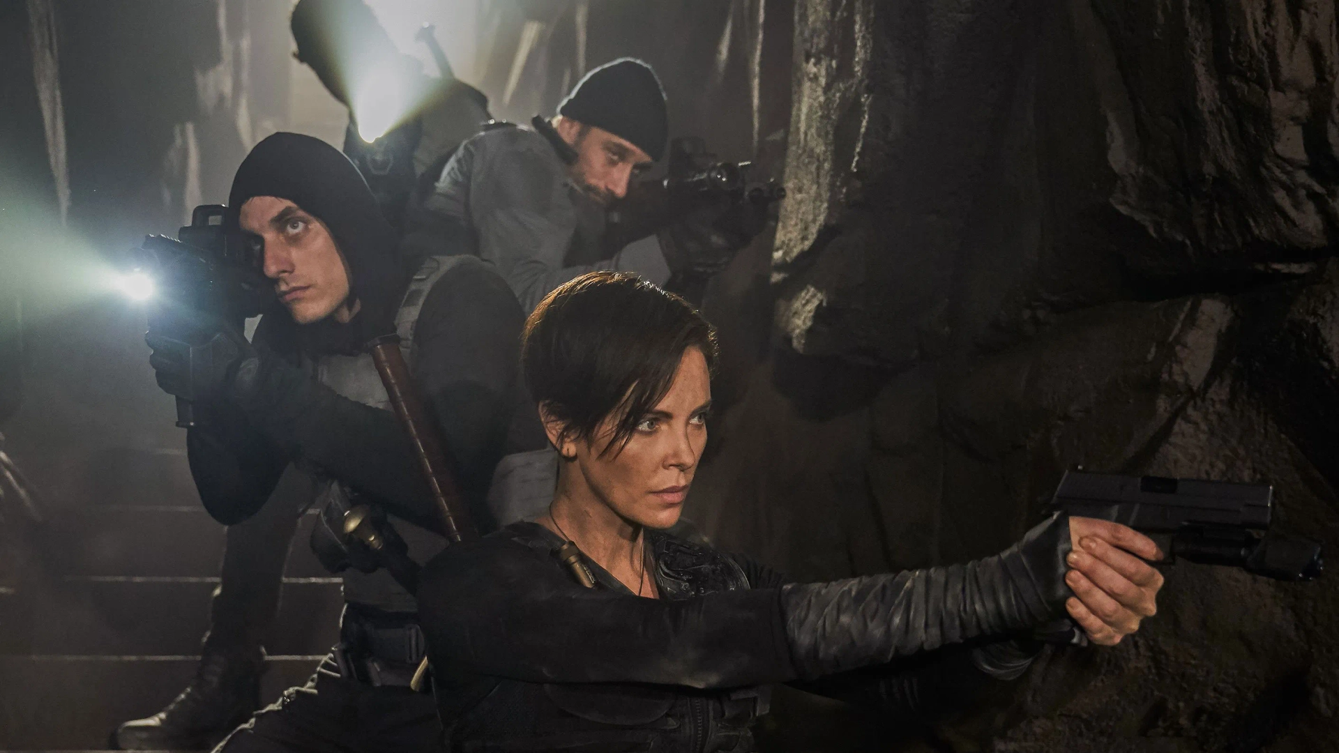 کارگردان نگهبانان قدیمی ۳ شخص دیگری خواهد بود