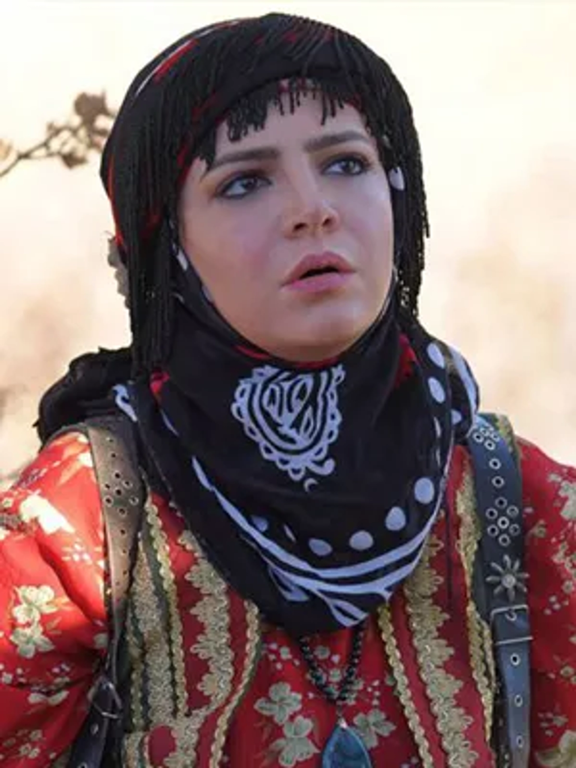 نوشین پیرحیاتی