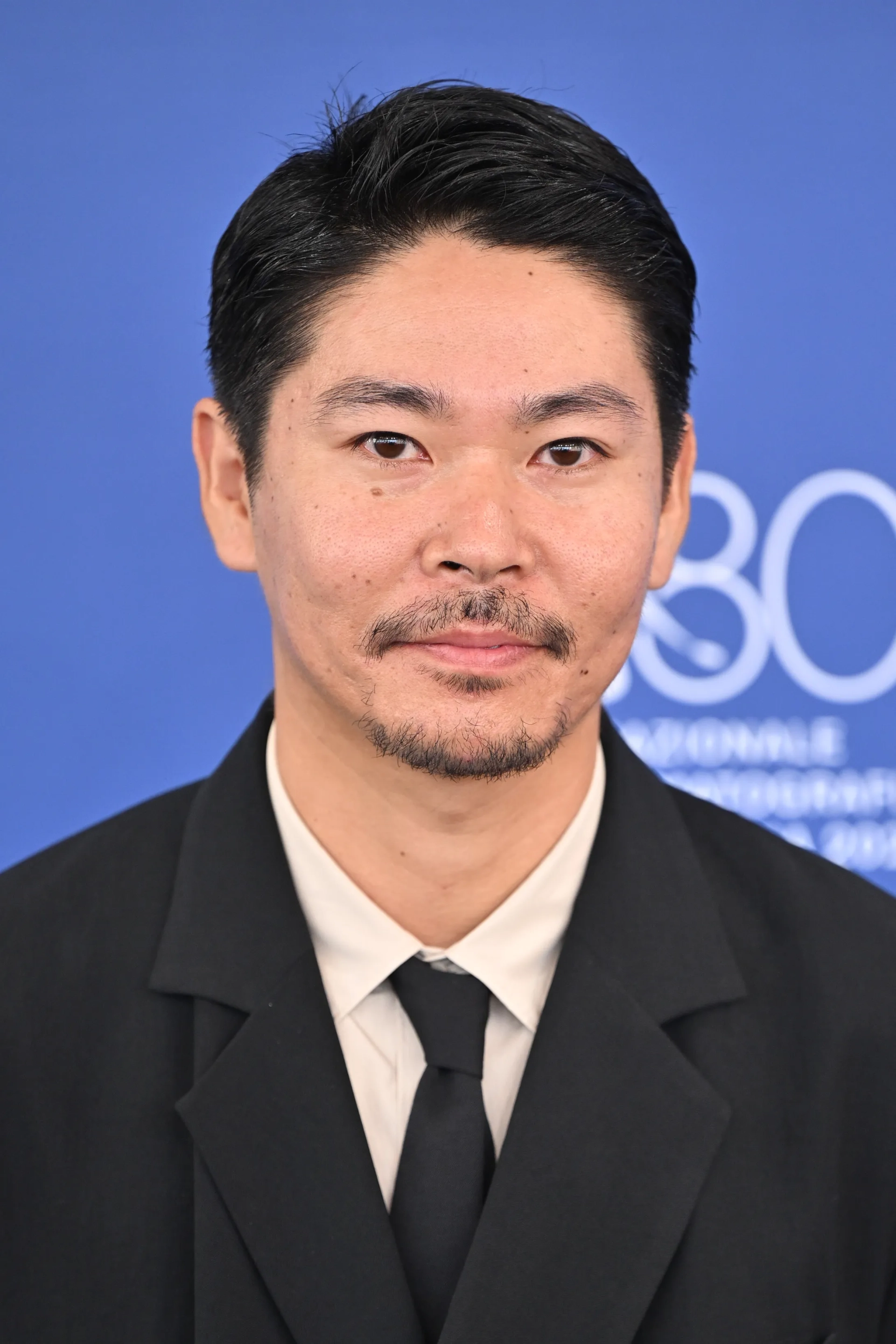 هیتوشی اومیکا