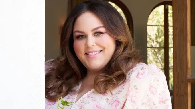 کریسی متز به سریال جدید اپل پیوست