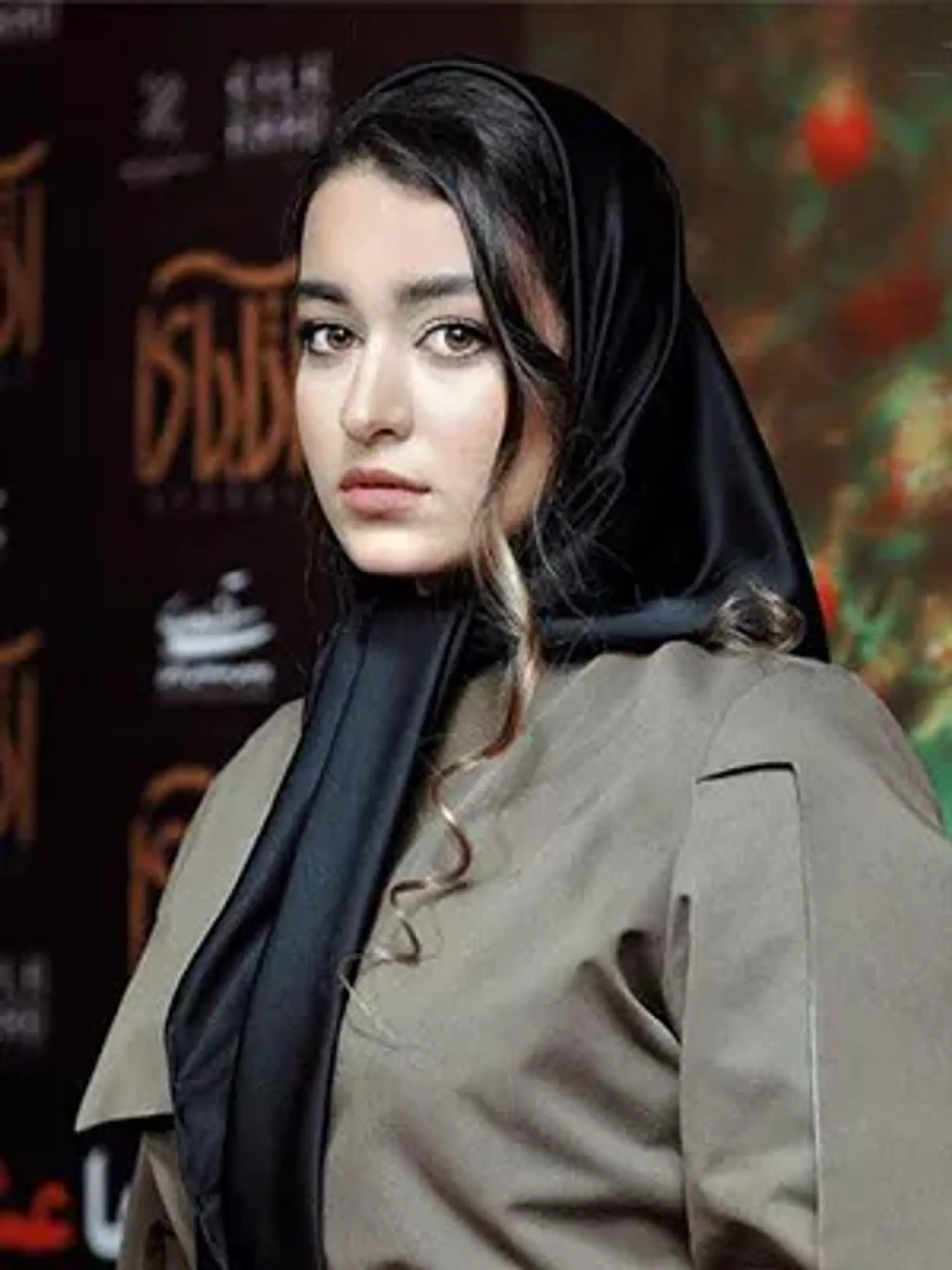 مه لقا مینوش زاد