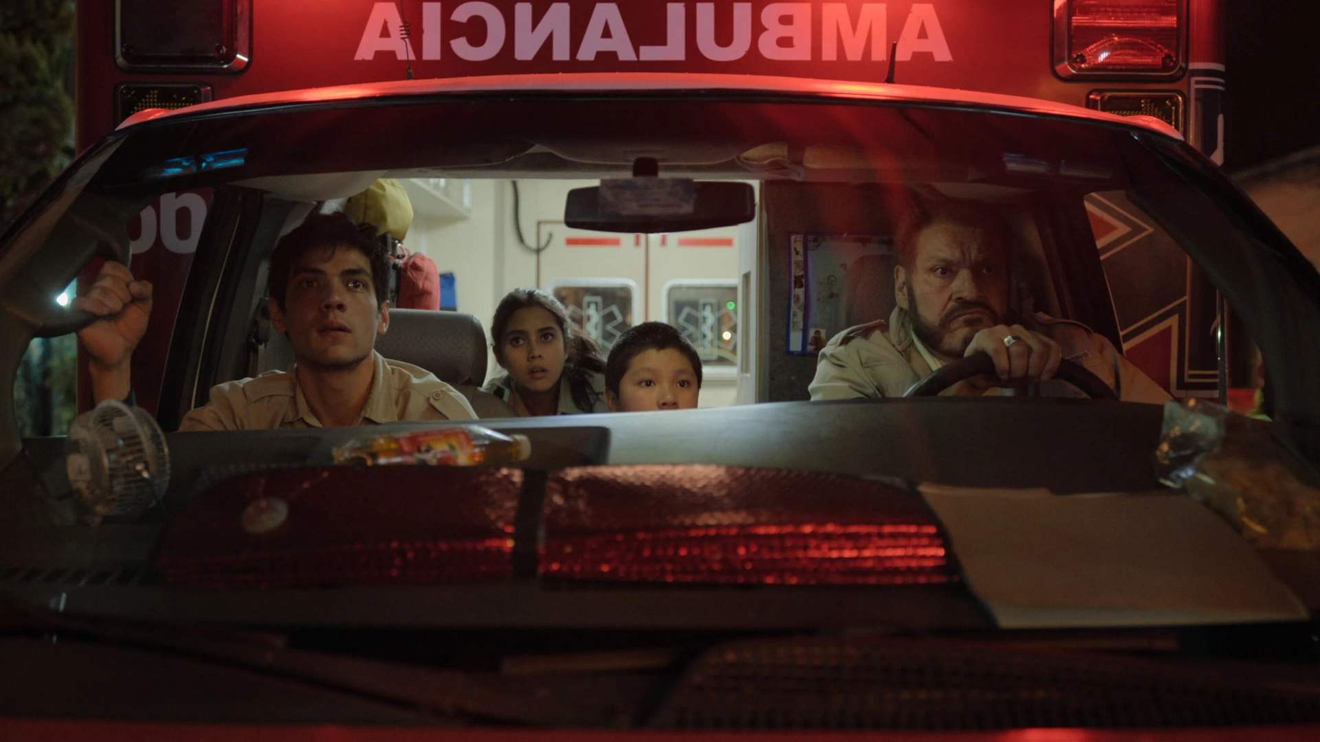 تریلر سریال نیمه‌شب فیچر ۲۰۲۴ Midnight Feature