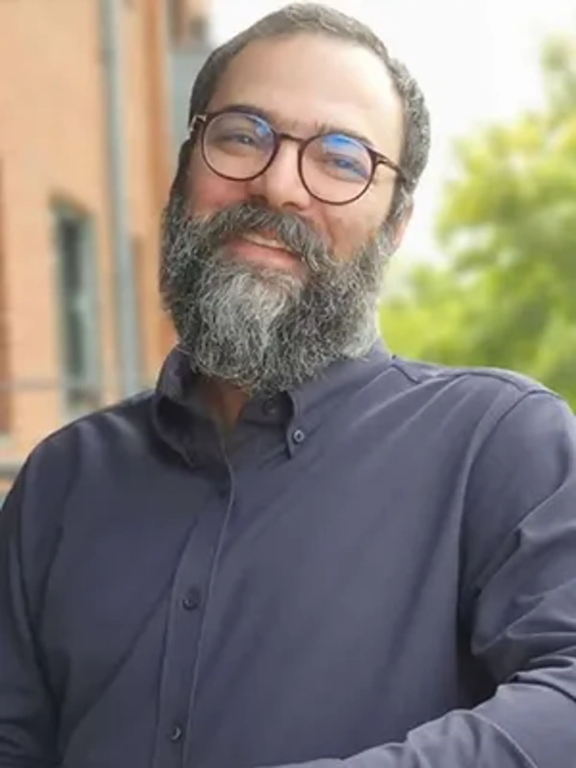 امید آهنگر
