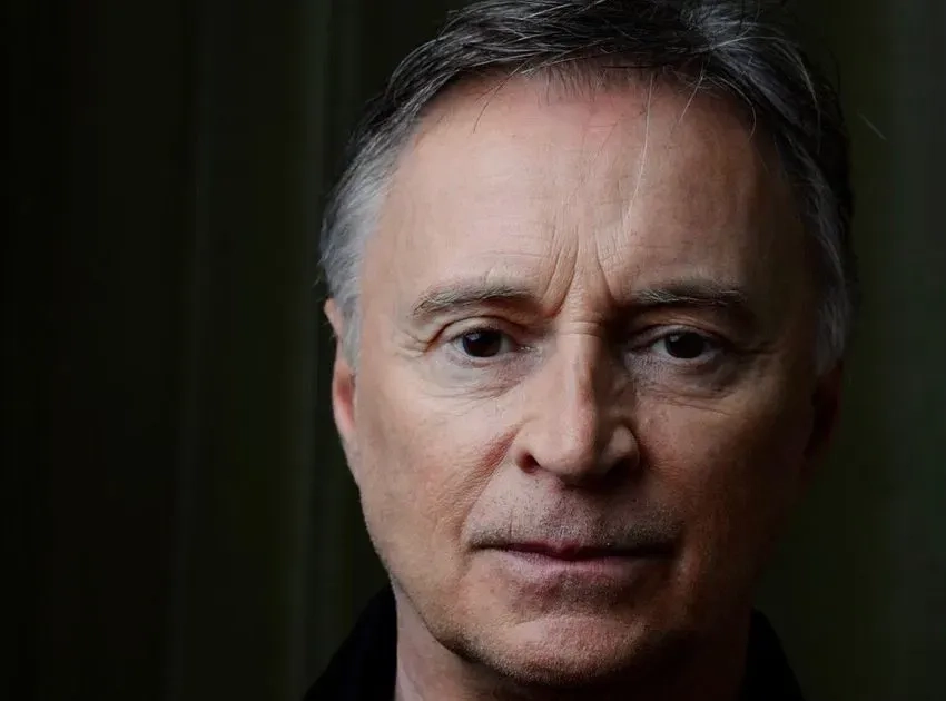 رابرت کارلایل شرلوک هلمز جدید تلویزیون شد