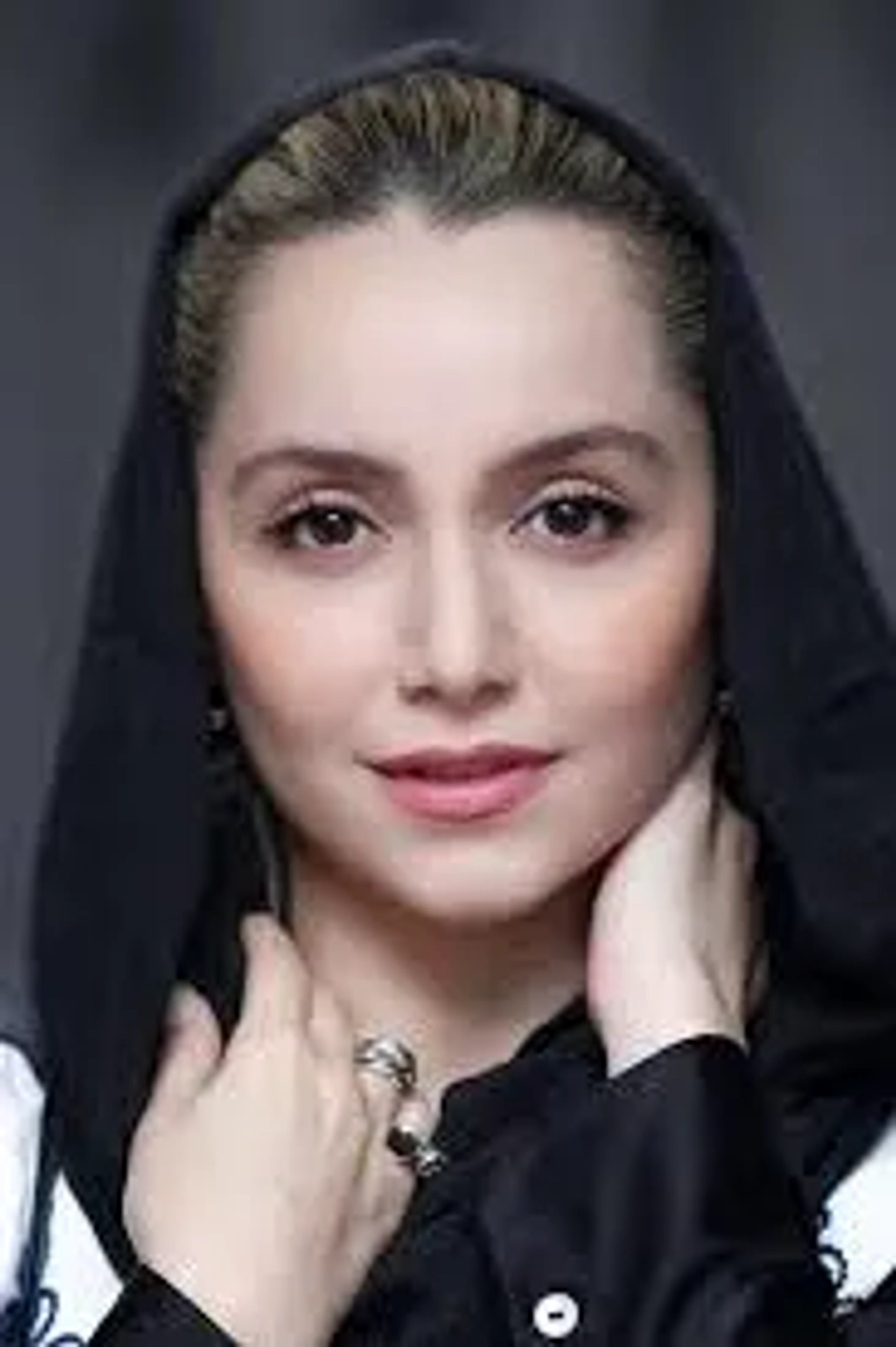 MONA