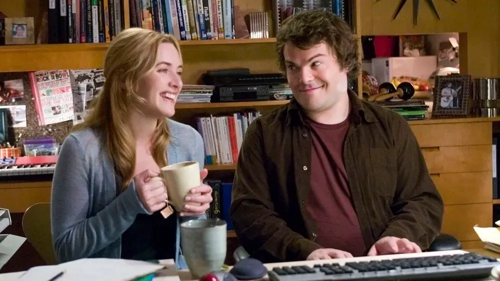 سریال تعطیلات بدون حضور نانسی مایرز در اپل تی‌وی