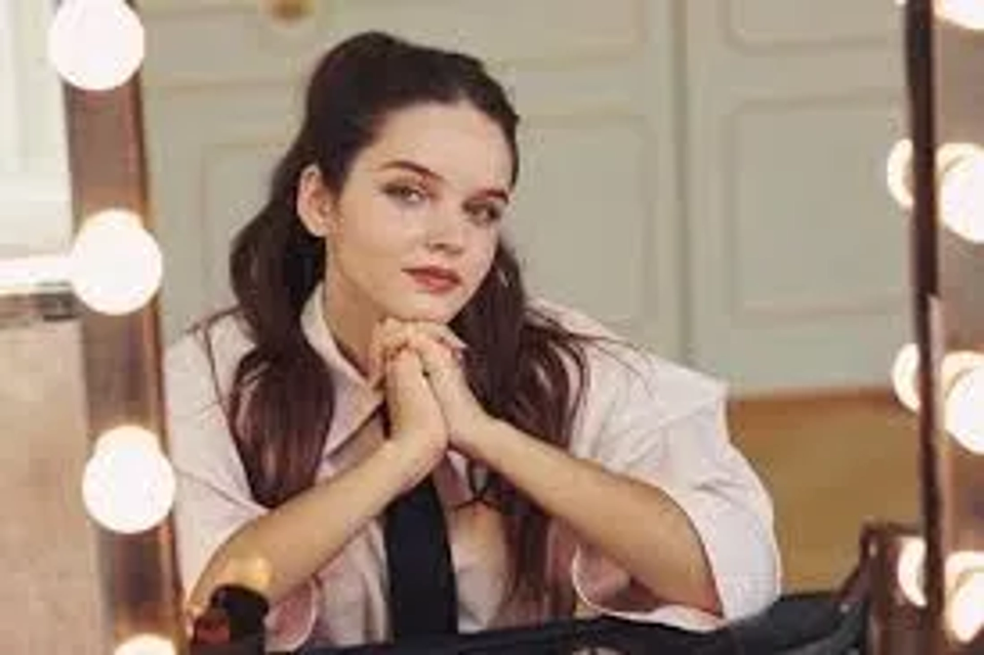 زویی آرنائو