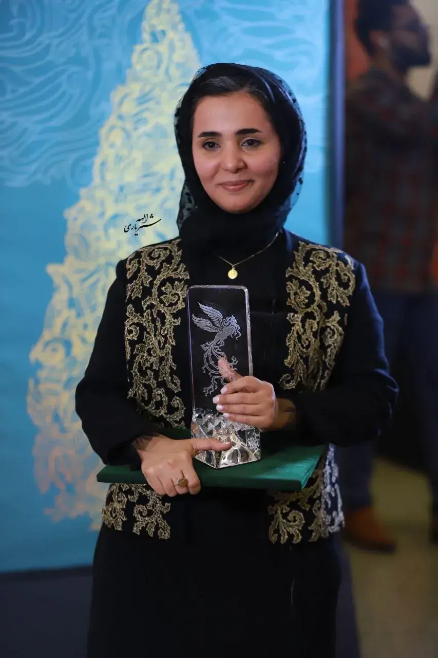مهرنوش  بیانی