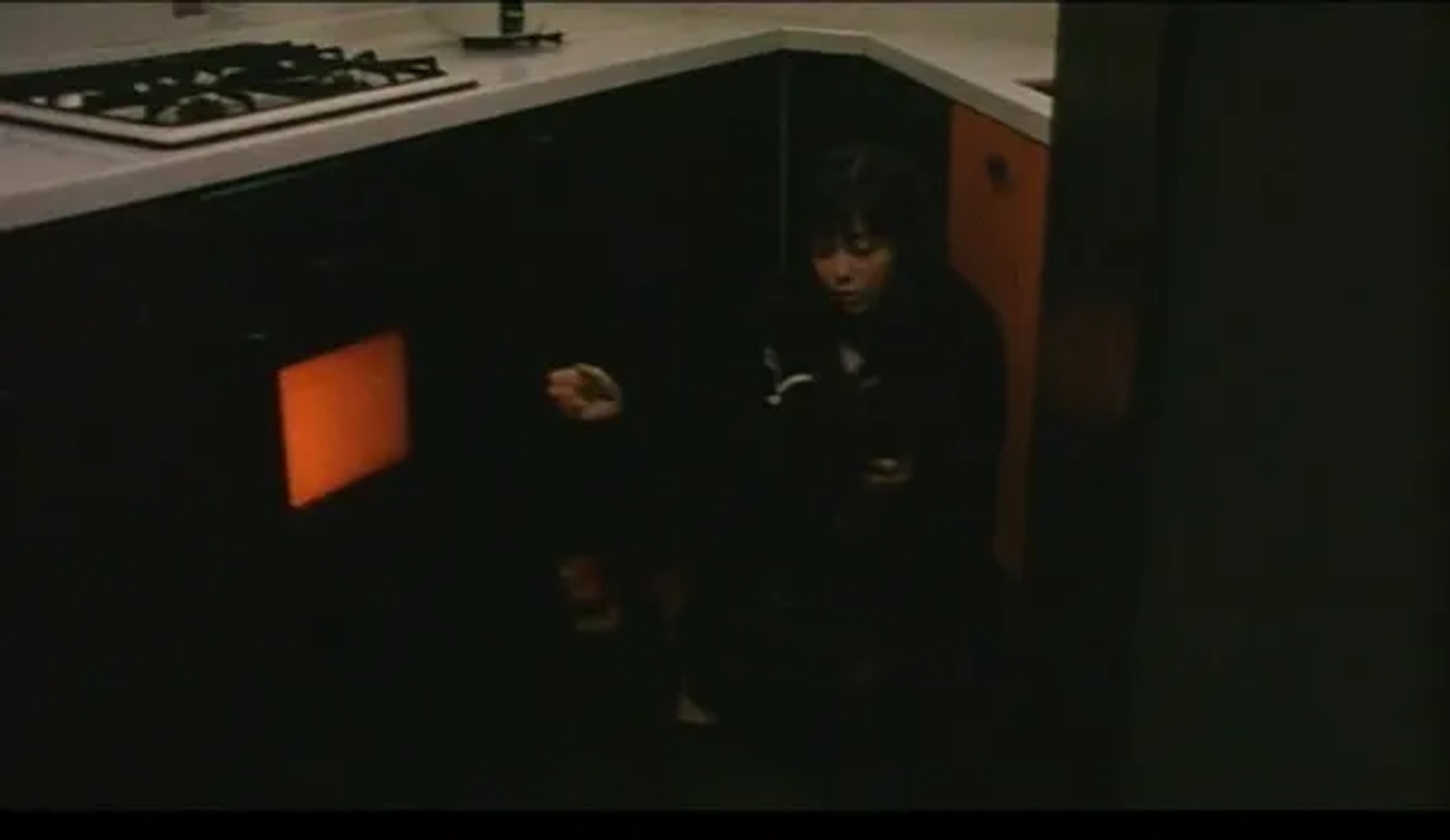Yûna Natsuo in Suicide Club (2001)