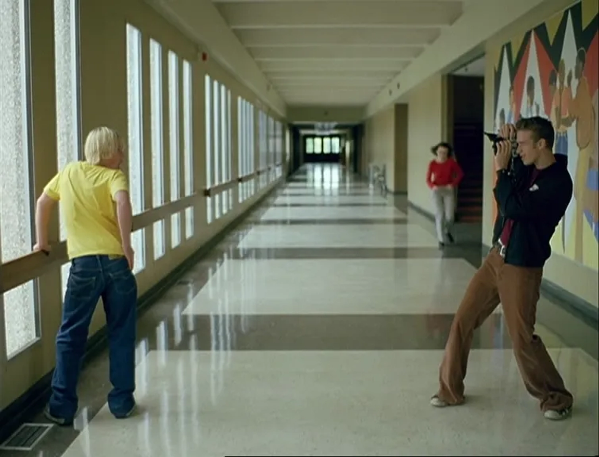 Elias McConnell, Kristen Hicks, and John Robinson in Elephant (2003)