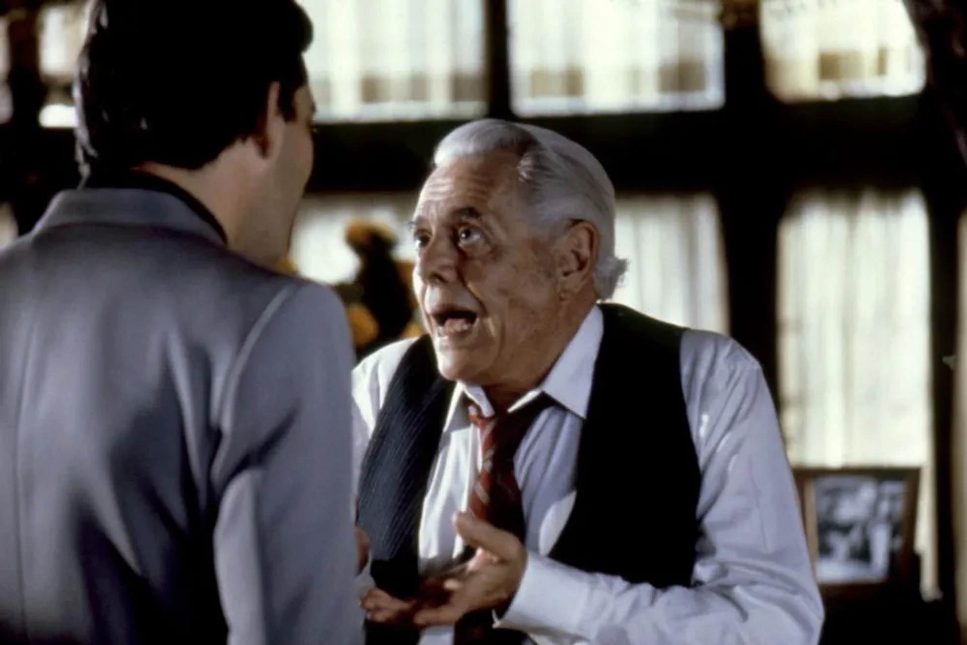 Raul Julia and Desi Arnaz in The Escape Artist (1982)