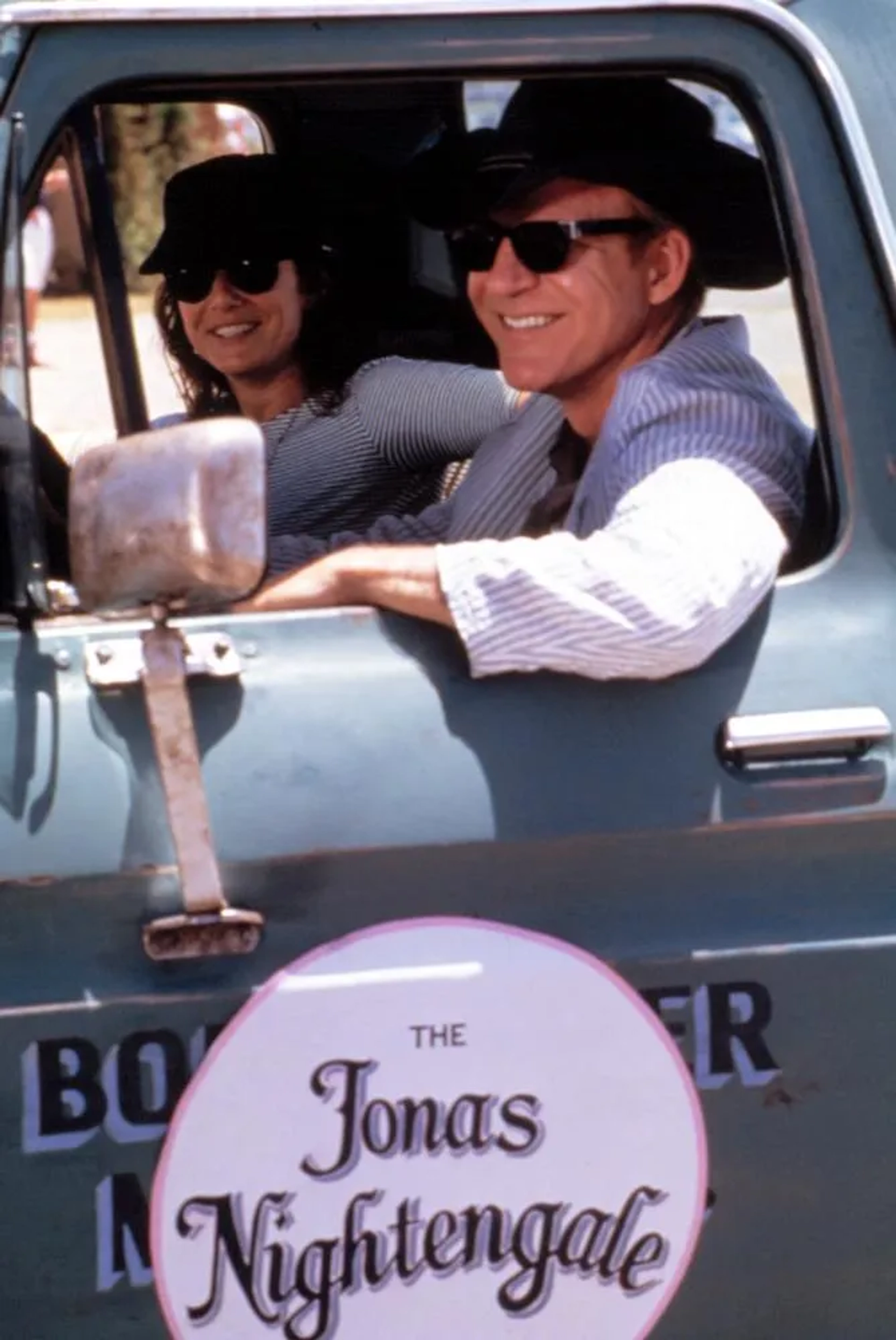 Steve Martin and Debra Winger in Leap of Faith (1992)