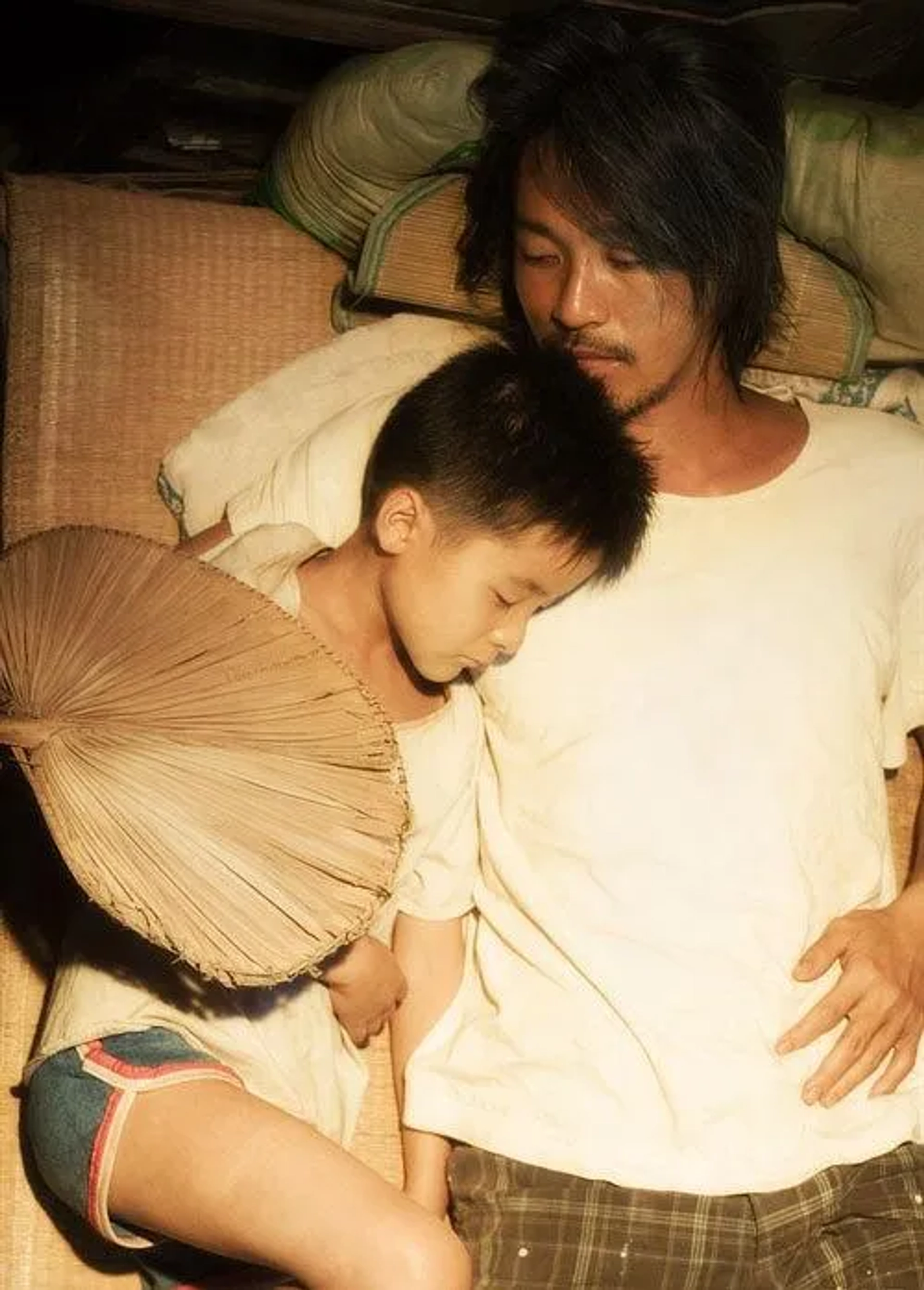 Stephen Chow and Jiao Xu in CJ7 (2008)