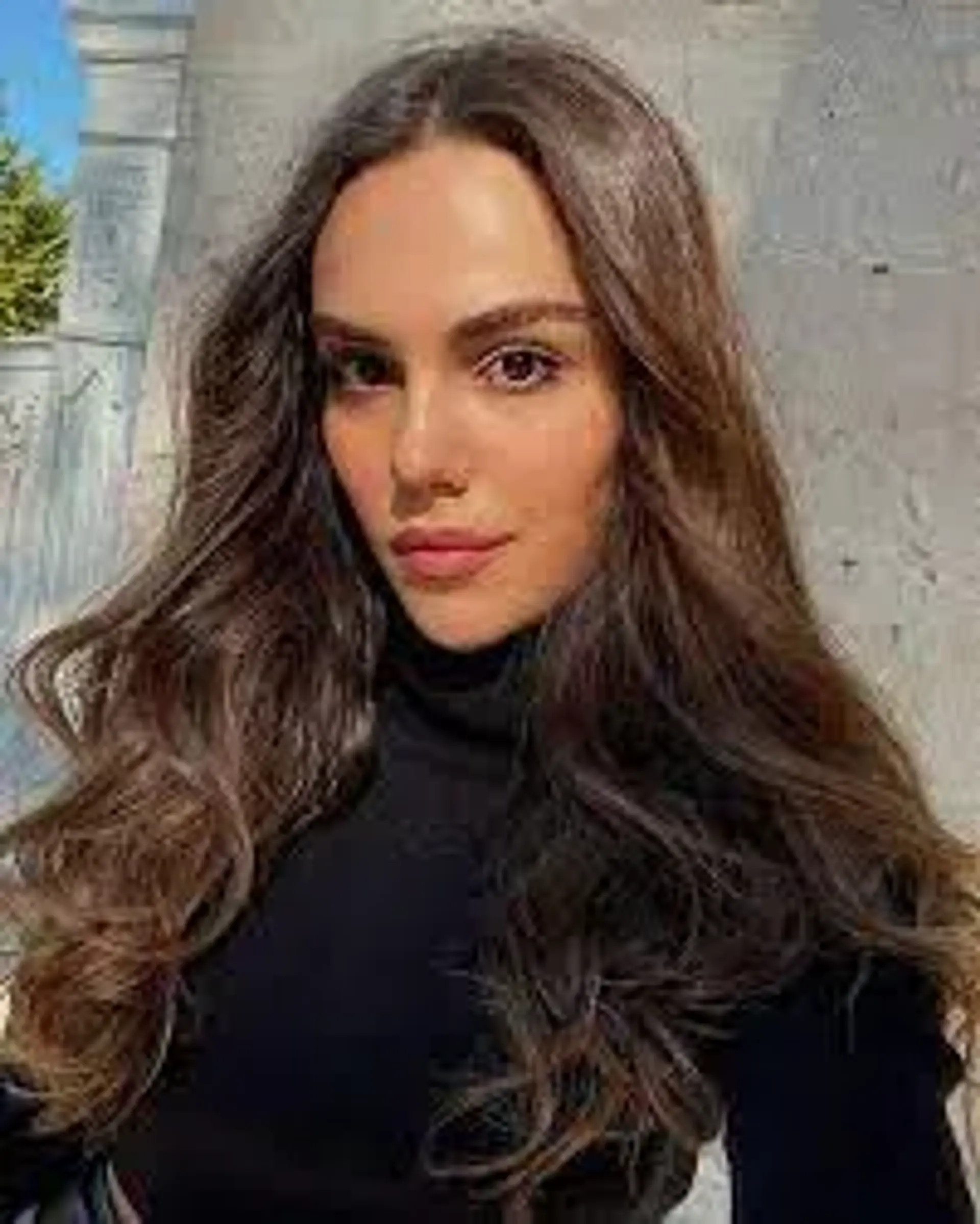 اوزگو کایا