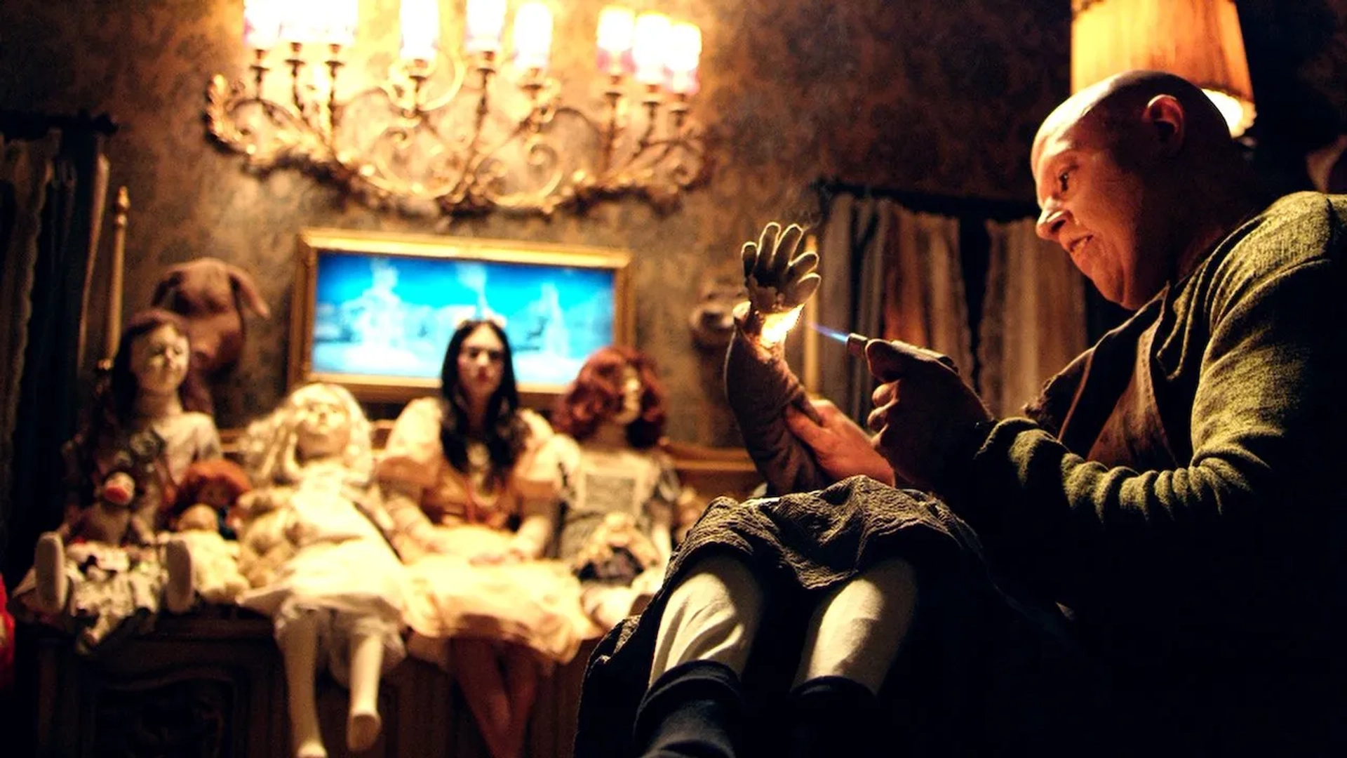 Rob Archer and Emilia Jones in Incident in a Ghostland (2018)