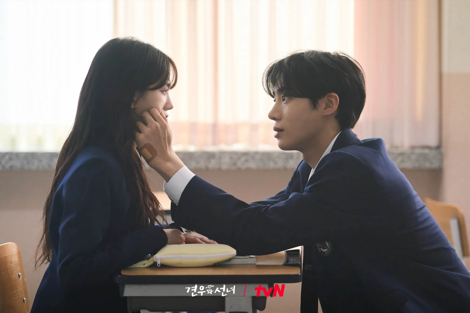 Cho Yi-hyun and Choo Young-woo in Head Over Heels (2025)