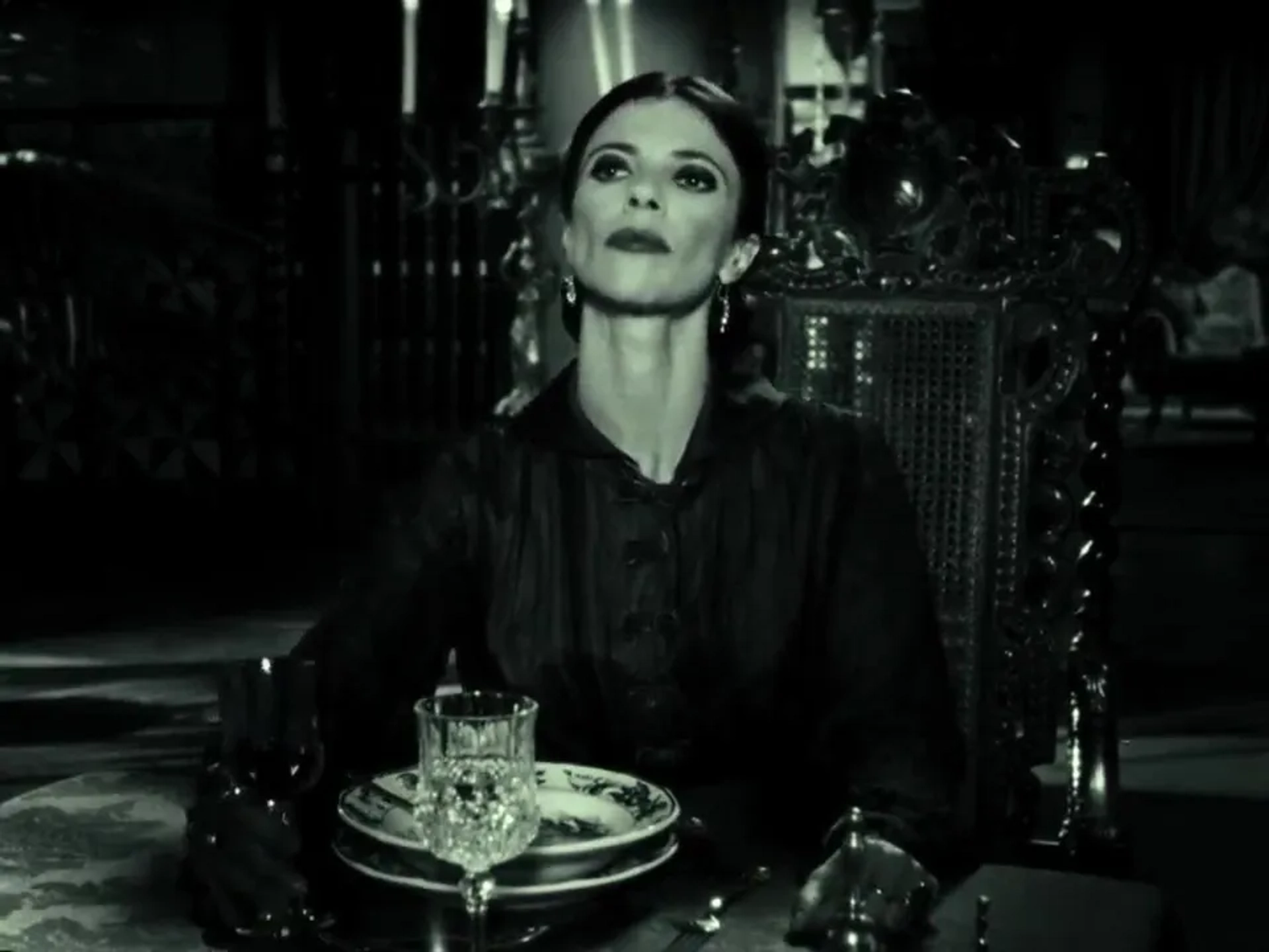Maribel Verdú in Blancanieves (2012)