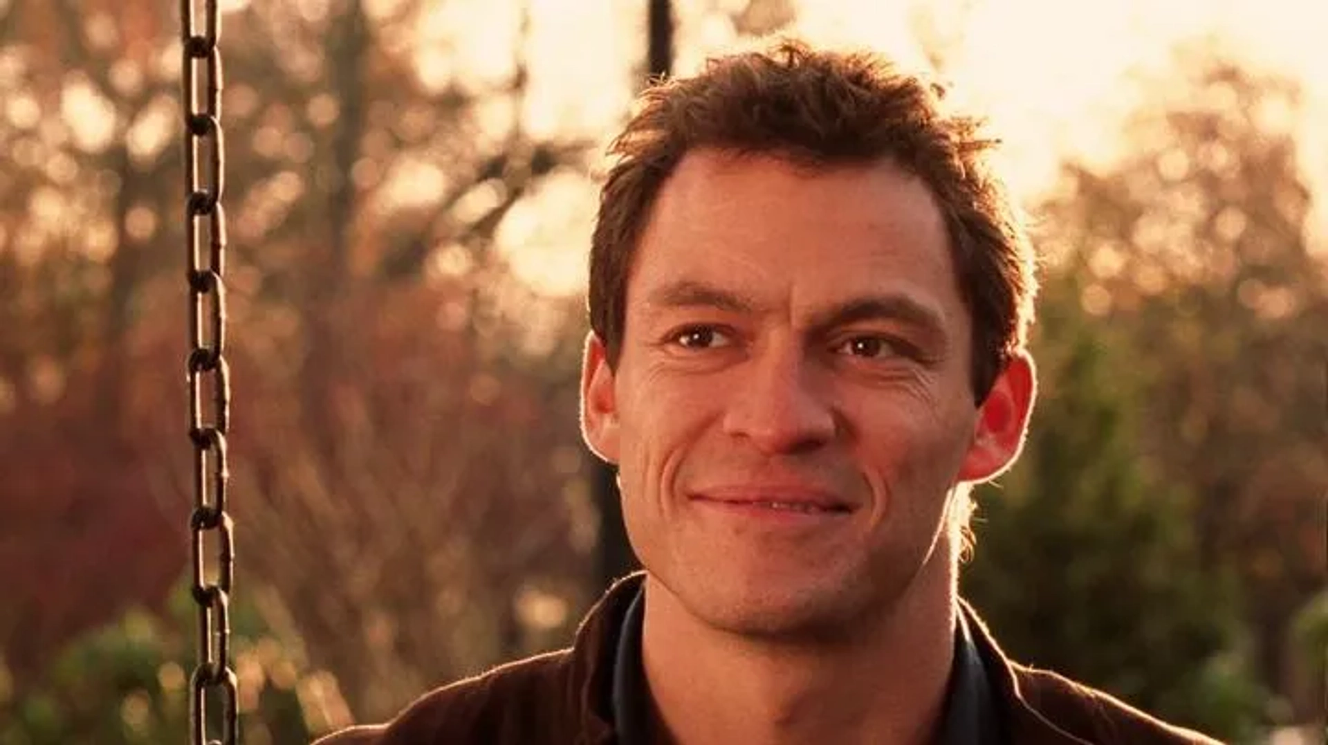 Dominic West in The Forgotten (2004)