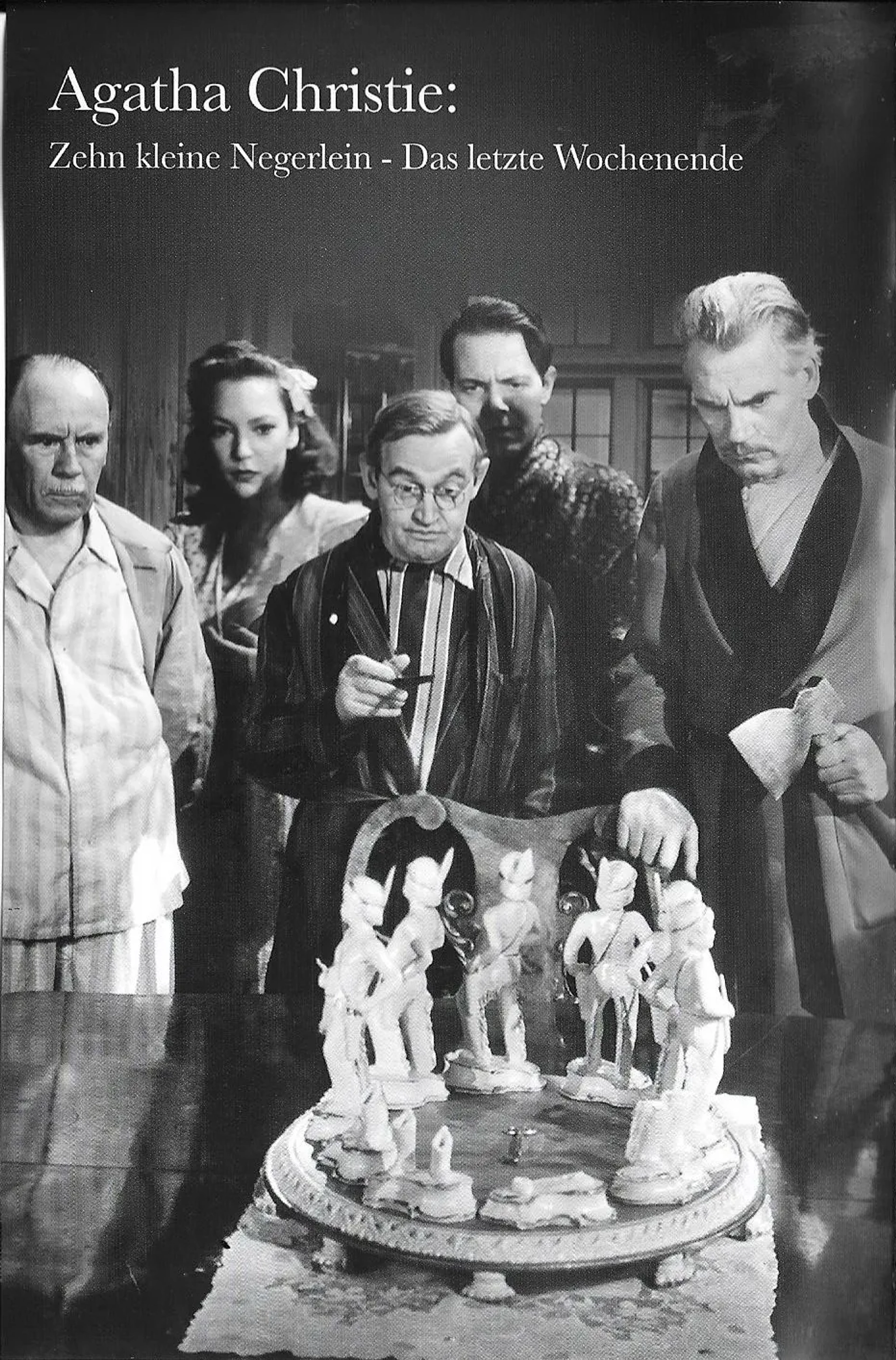 June Duprez, Barry Fitzgerald, Louis Hayward, Walter Huston, and Roland Young in And Then There Were None (1945)