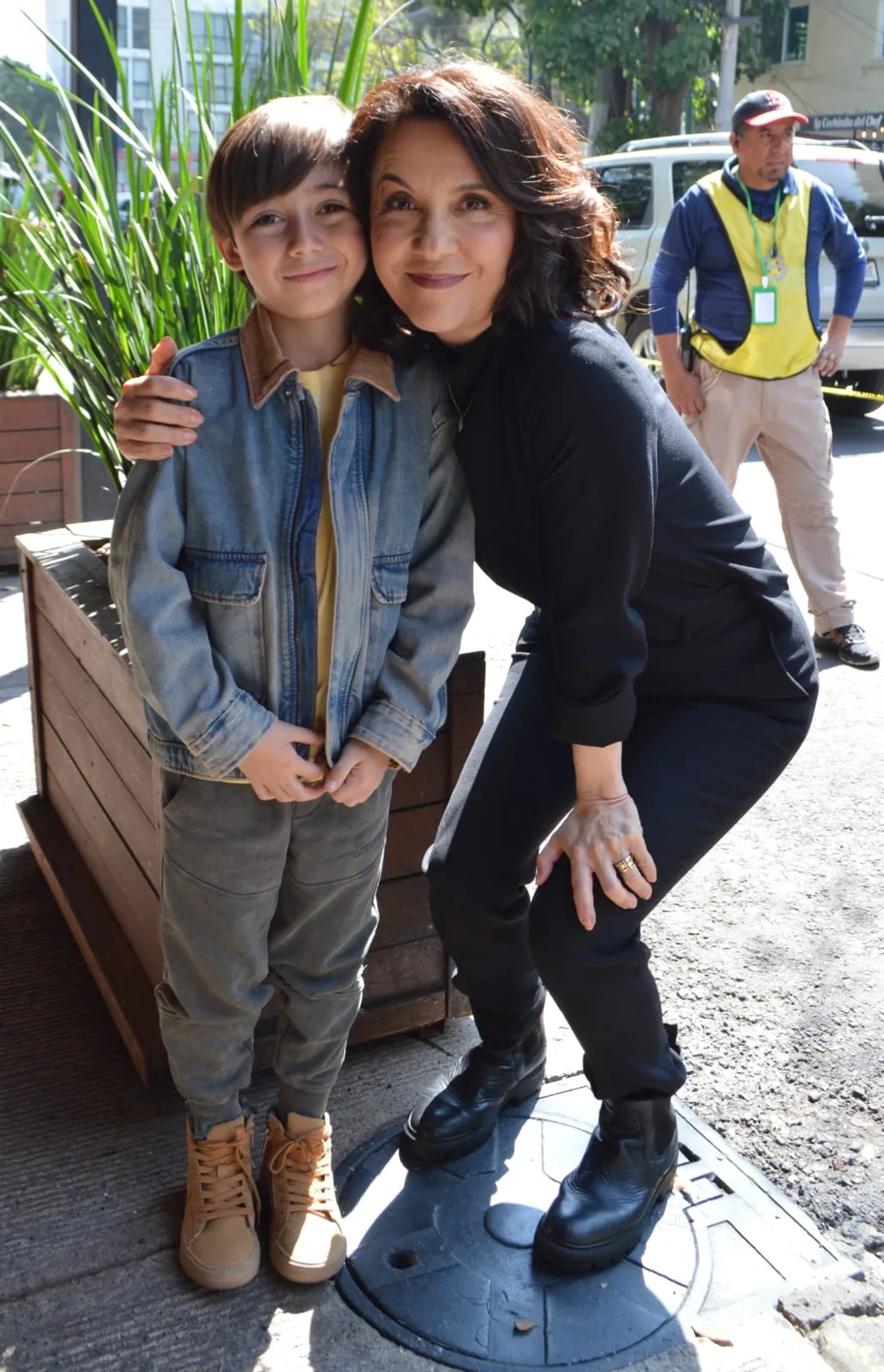 Verónica Merchant and Dante Aguiar in La Jefa (2025)