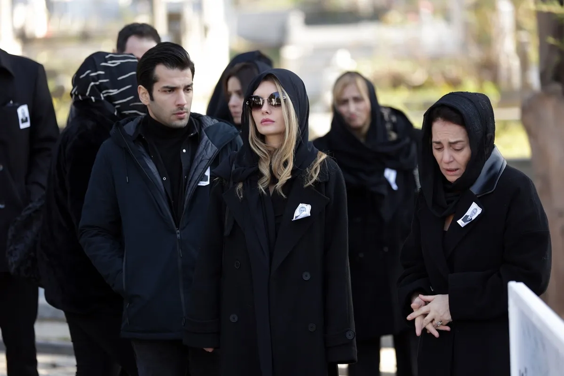 Nazan Kesal, Tülin Ece Giurioli, and Baran Bölükbasi in Bir Peri Masali (2022)
