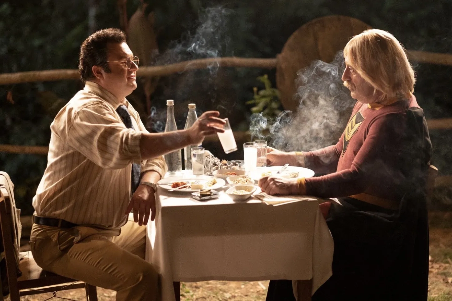 Cem Yilmaz and Çaglar Çorumlu in The Life and Movies of Ersan Kuneri (2022)
