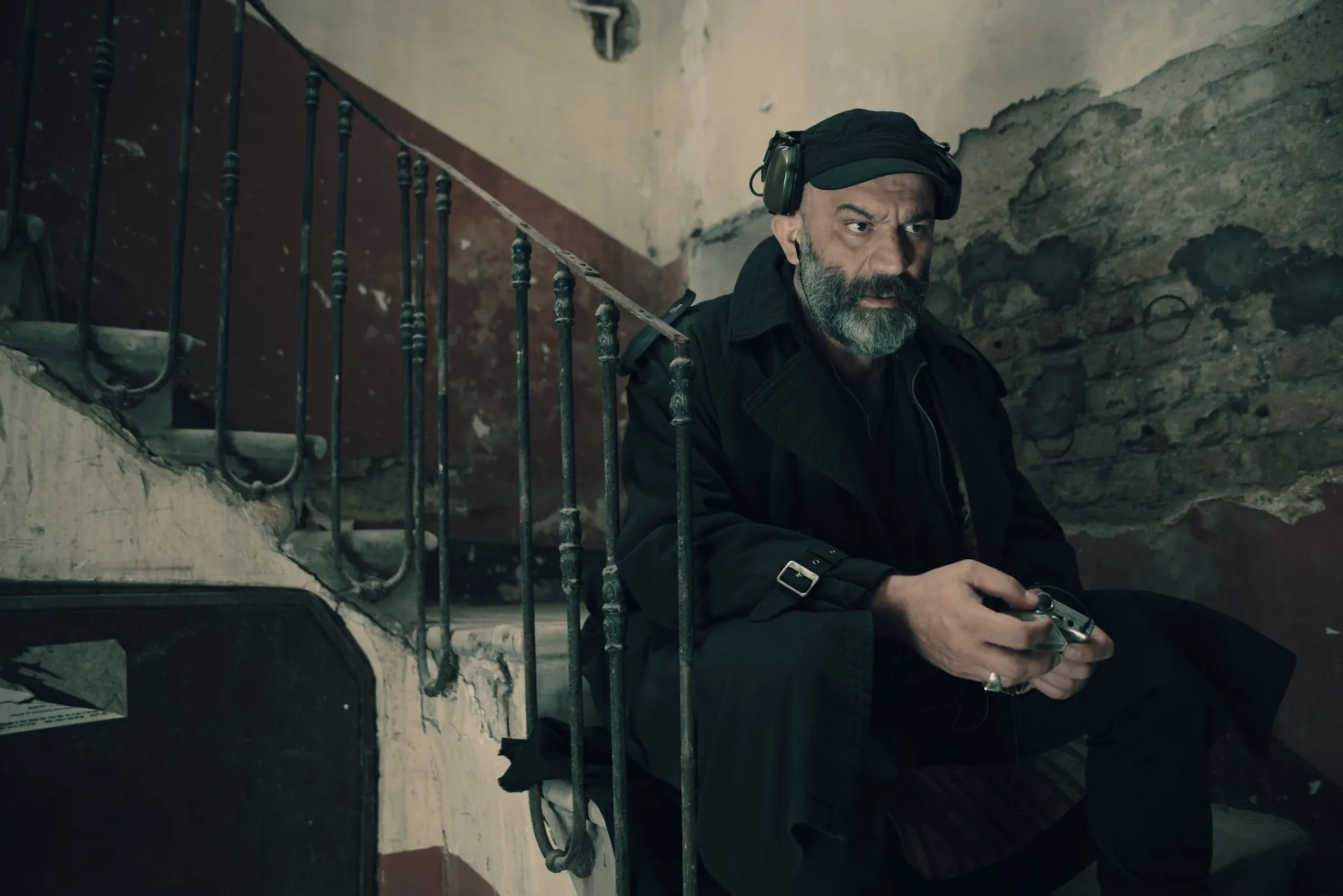 Sevket Çoruh in Hot Skull (2022)