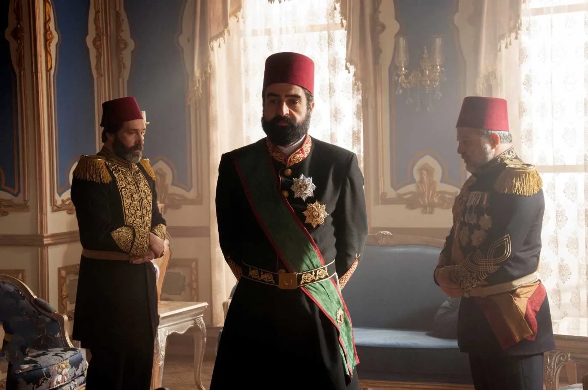 Yosi Mizrahi and Bülent Alkis in Filinta (2014)