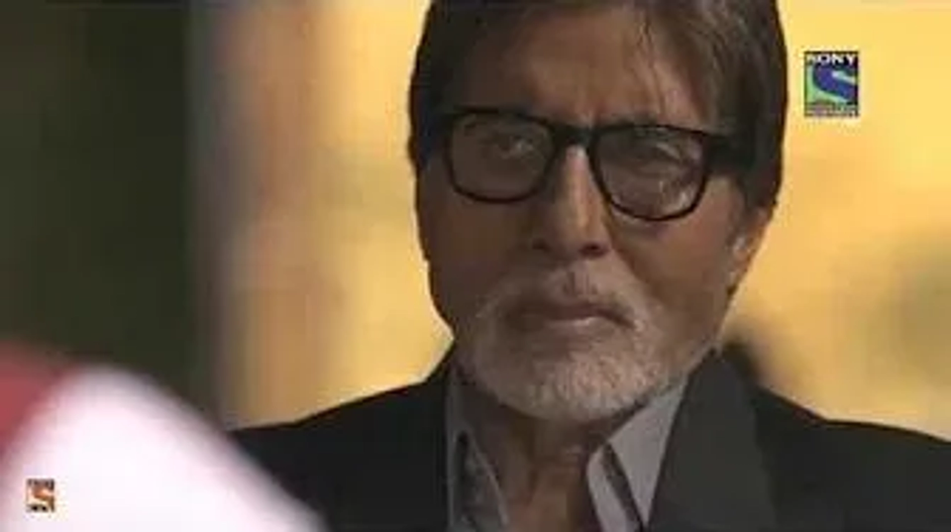 Amitabh Bachchan in Yudh (2014)