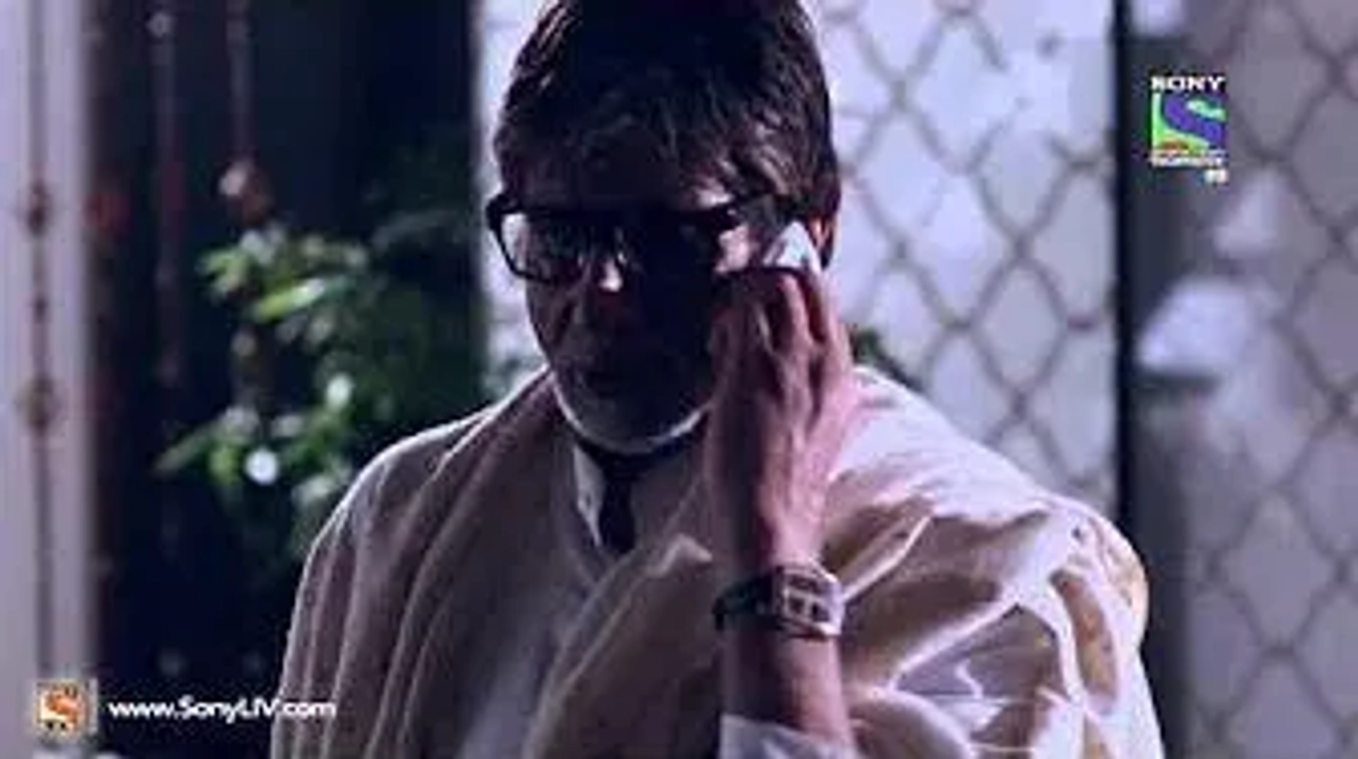 Amitabh Bachchan in Yudh (2014)