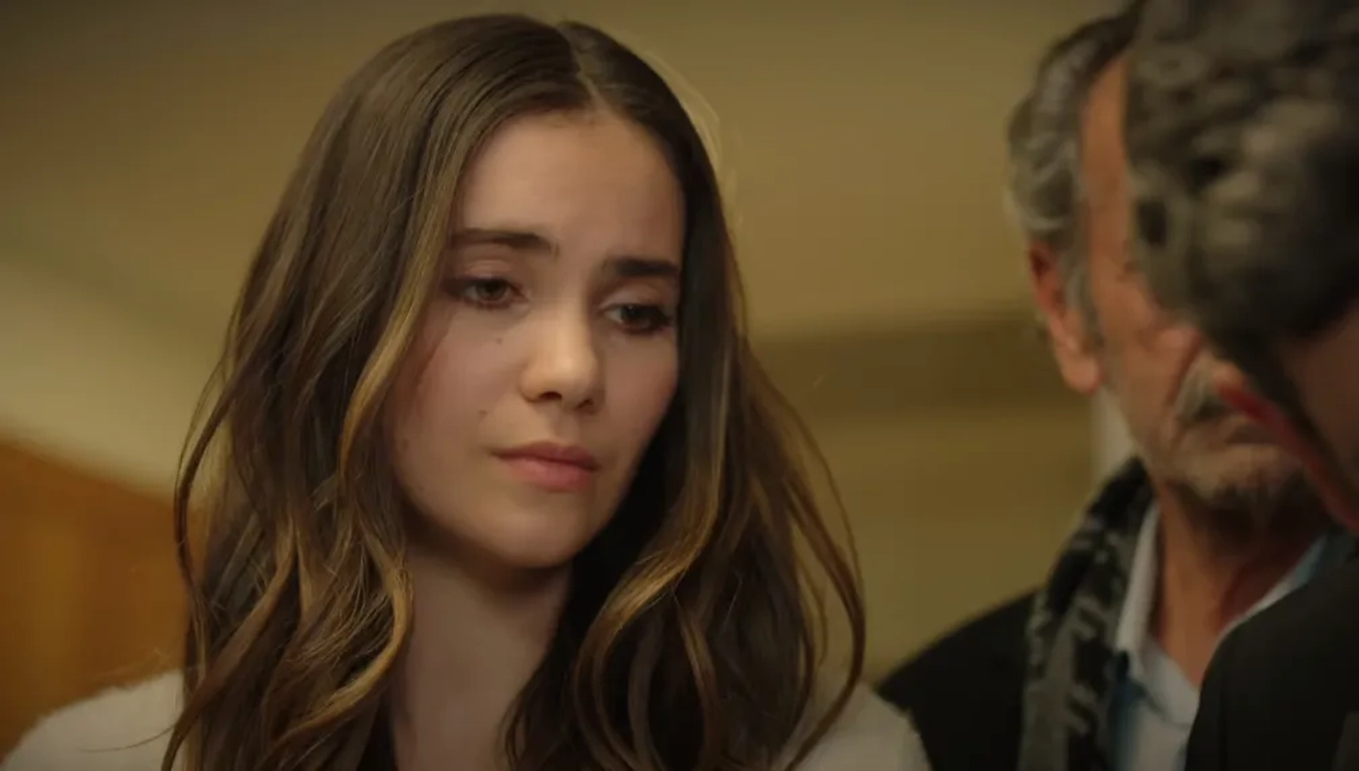 Almila Ada in Guvercin (2019)