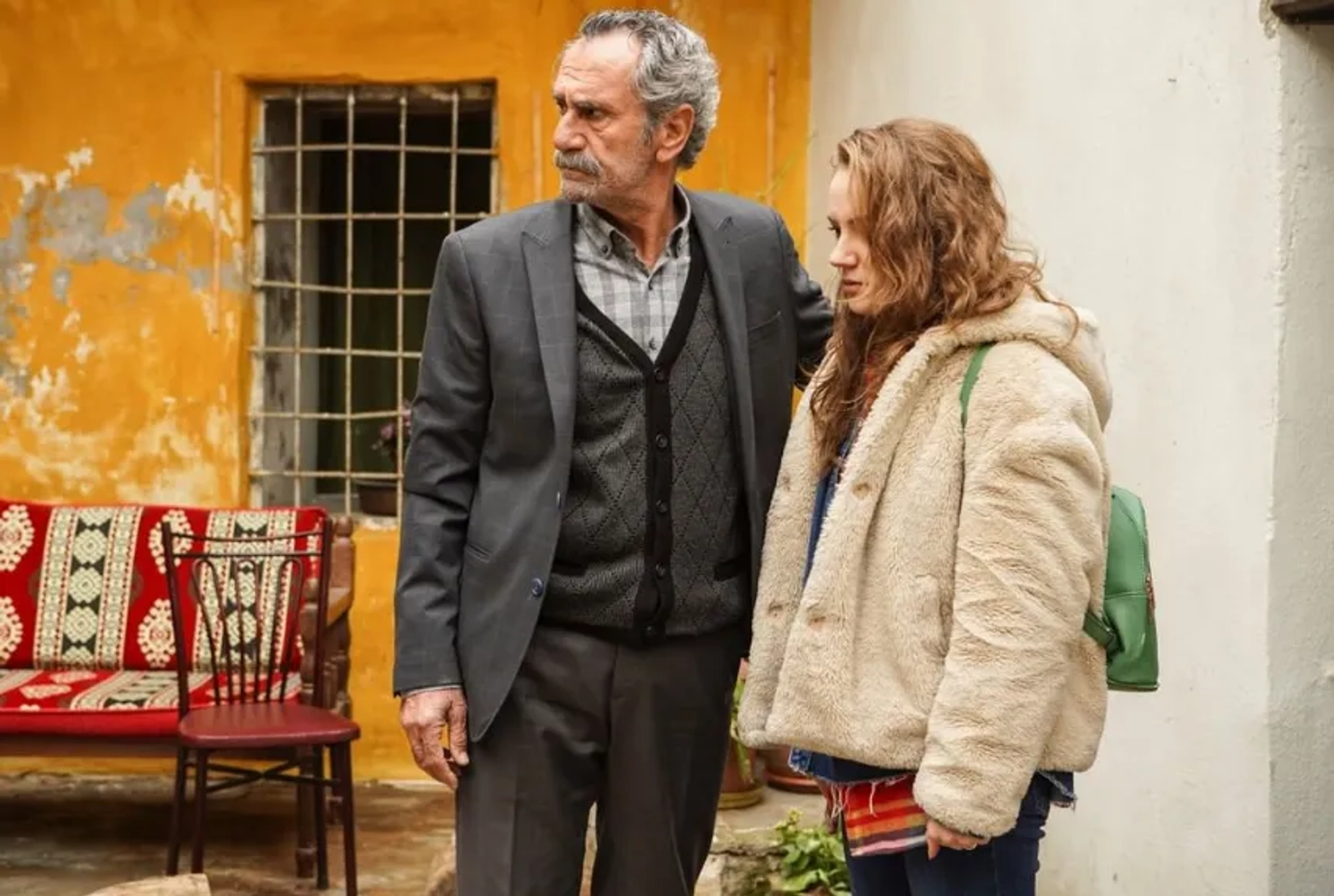 Menderes Samancilar and Eslem Akar in Guvercin (2019)
