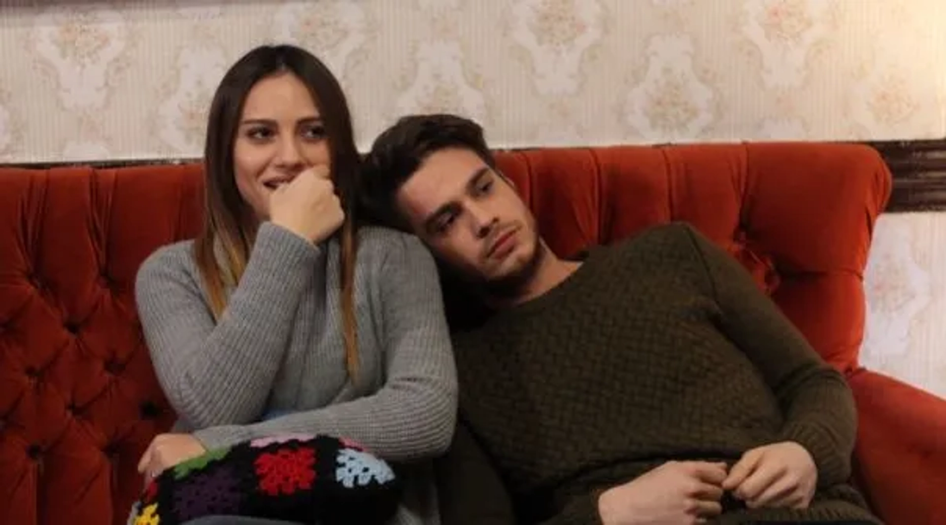 Can Sipahi and Nilay Deniz in In Love Again (2015)