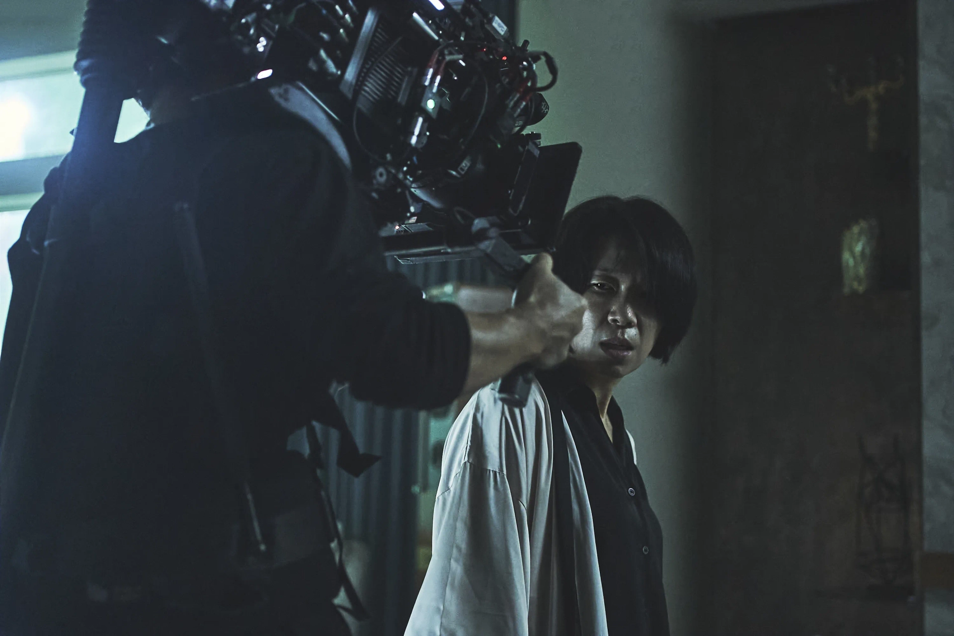 Yeom Hye-ran in Wall to Wall (2025)