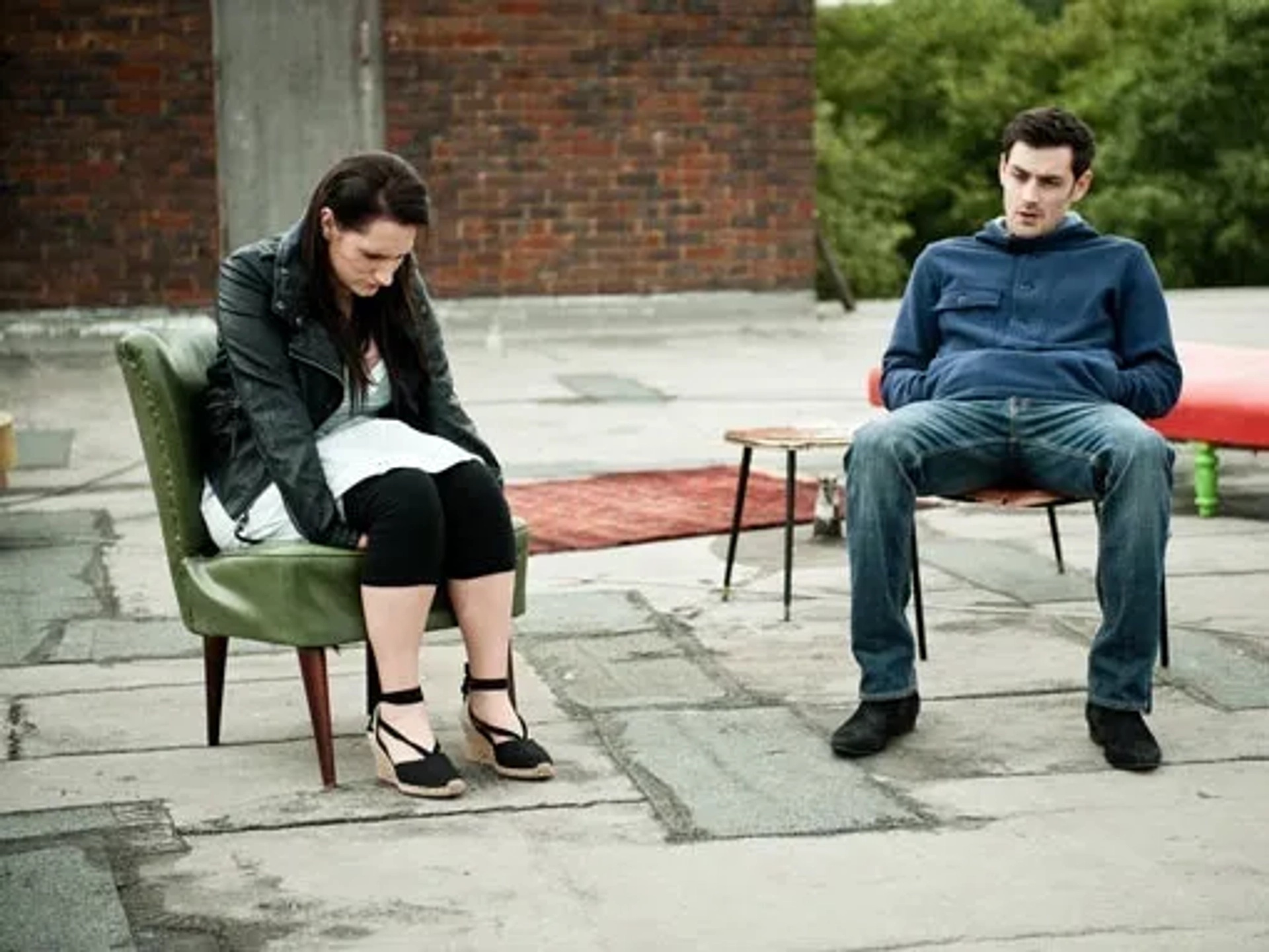 Lauren Socha and Matthew McNulty in Misfits (2009)