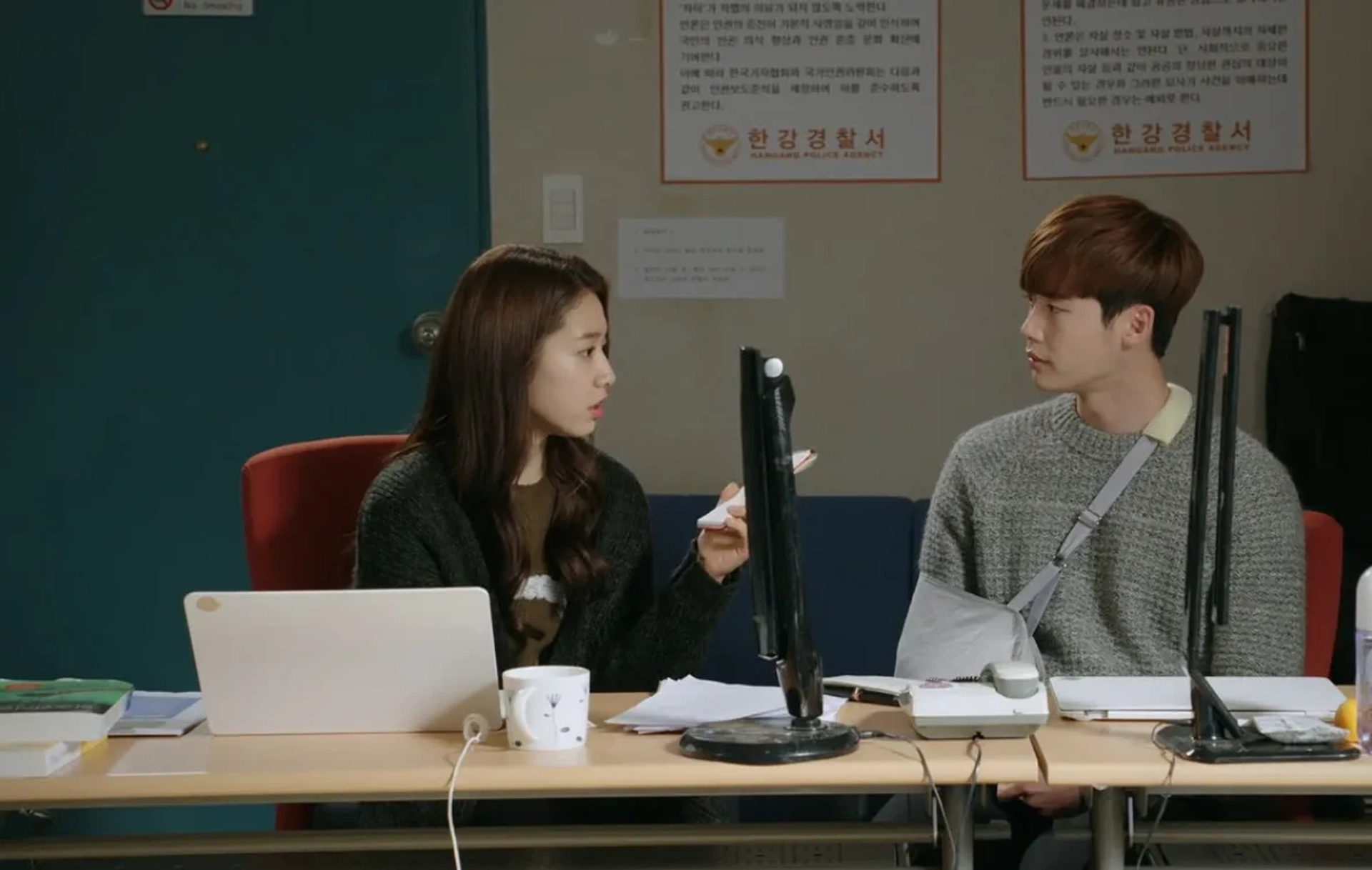 Park Shin-hye and Lee Jong-suk in Pinocchio (2014)