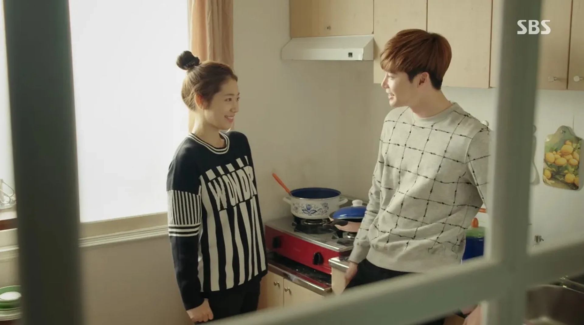 Park Shin-hye and Lee Jong-suk in Pinocchio (2014)