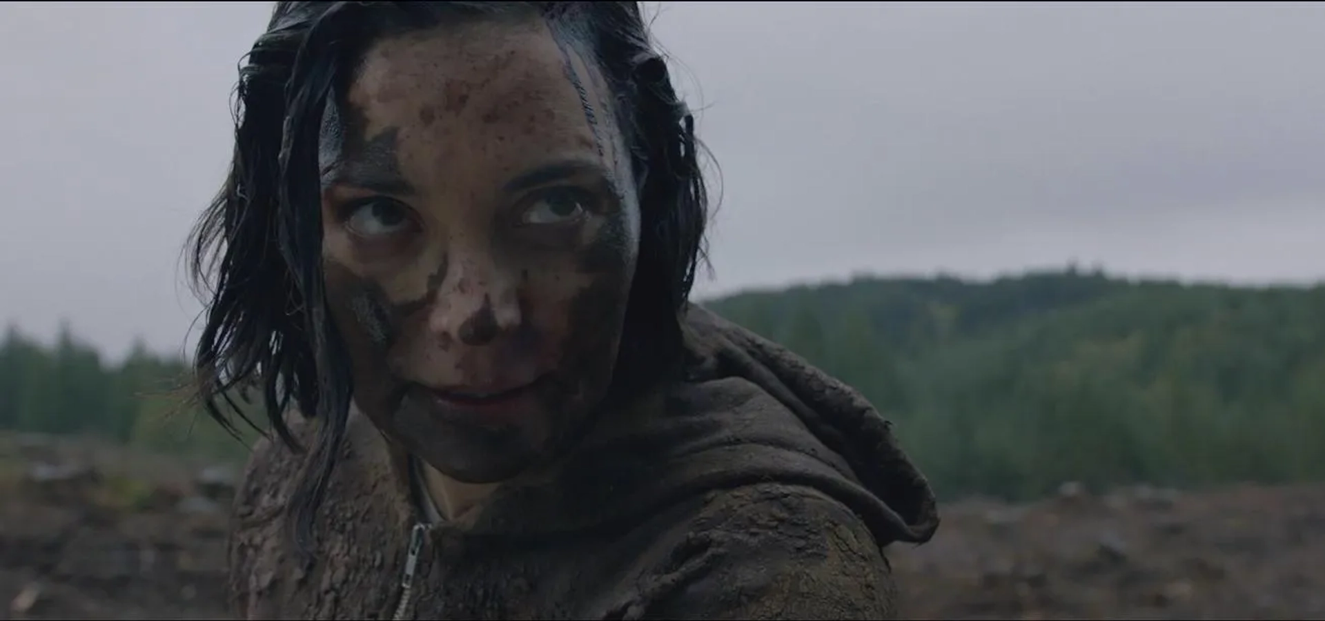 Jules Willcox in Alone (2020)