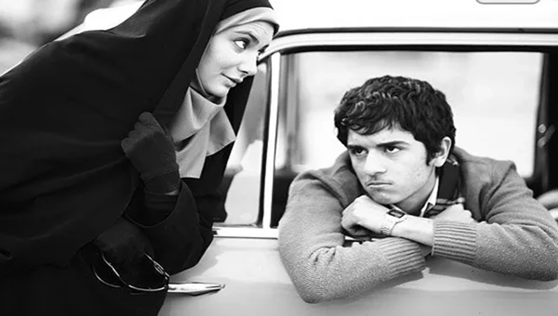 Younes Ghazali and Linda Kiani in White Status (2011)