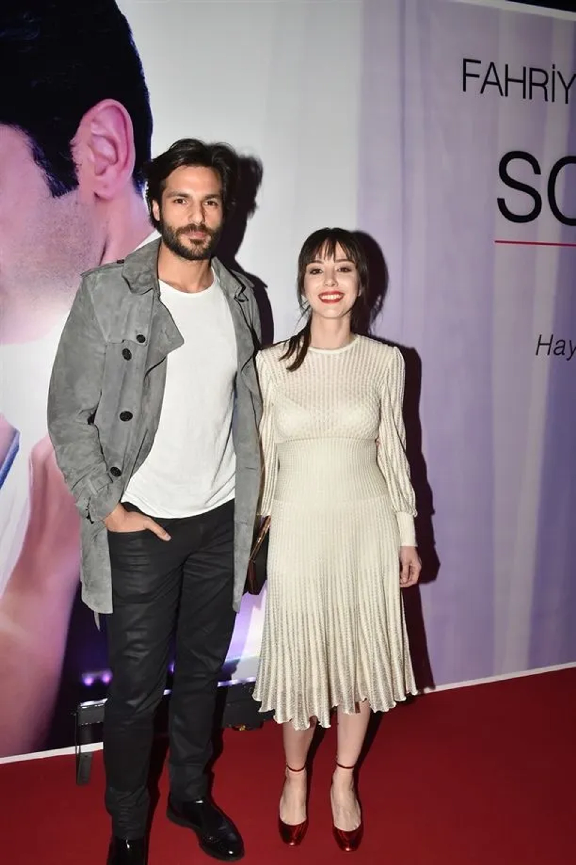 Özge Gürel and Serkan Çayoglu at an event for Sonsuz Ask (2017)