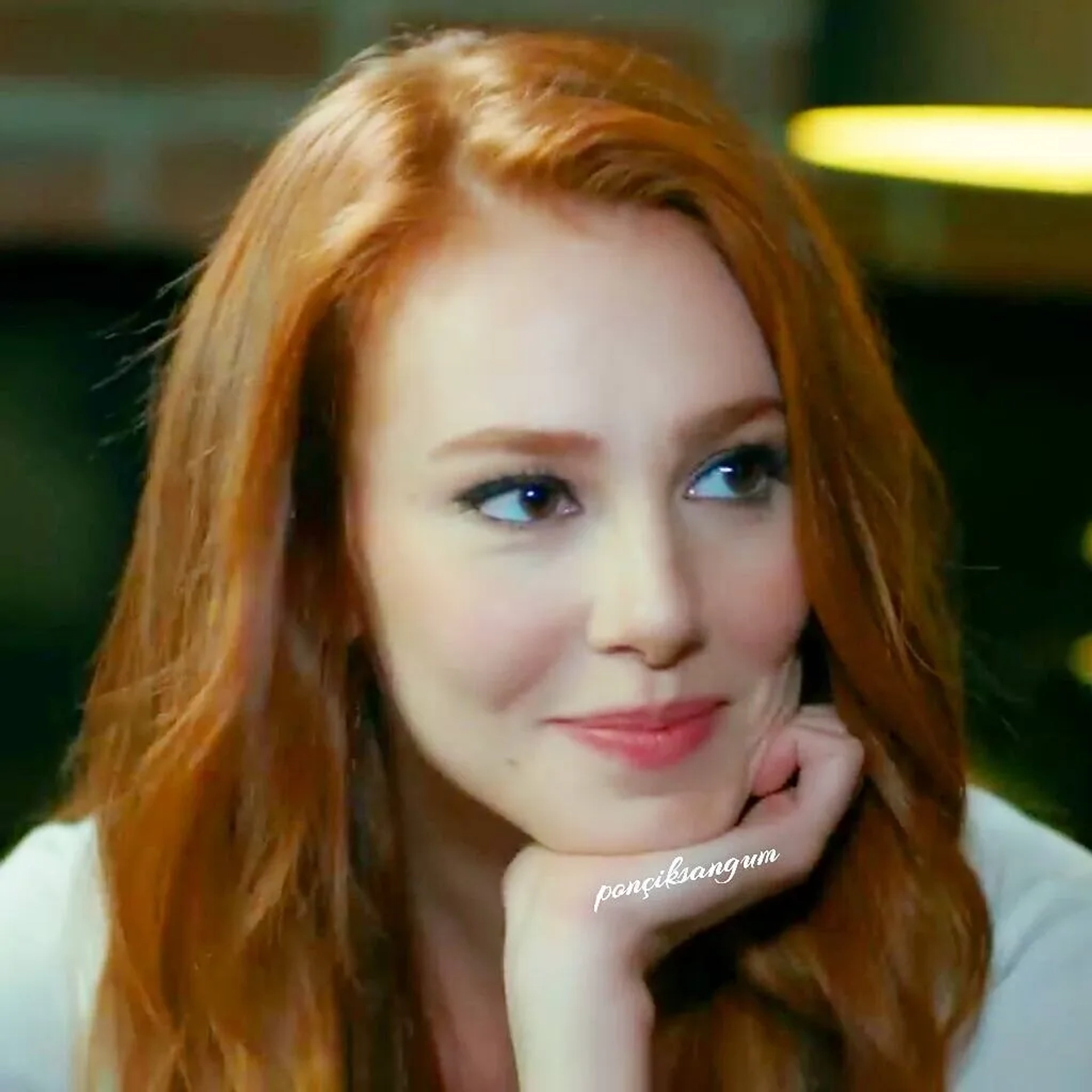 Elçin Sangu in Mutluluk Zamani (2017)