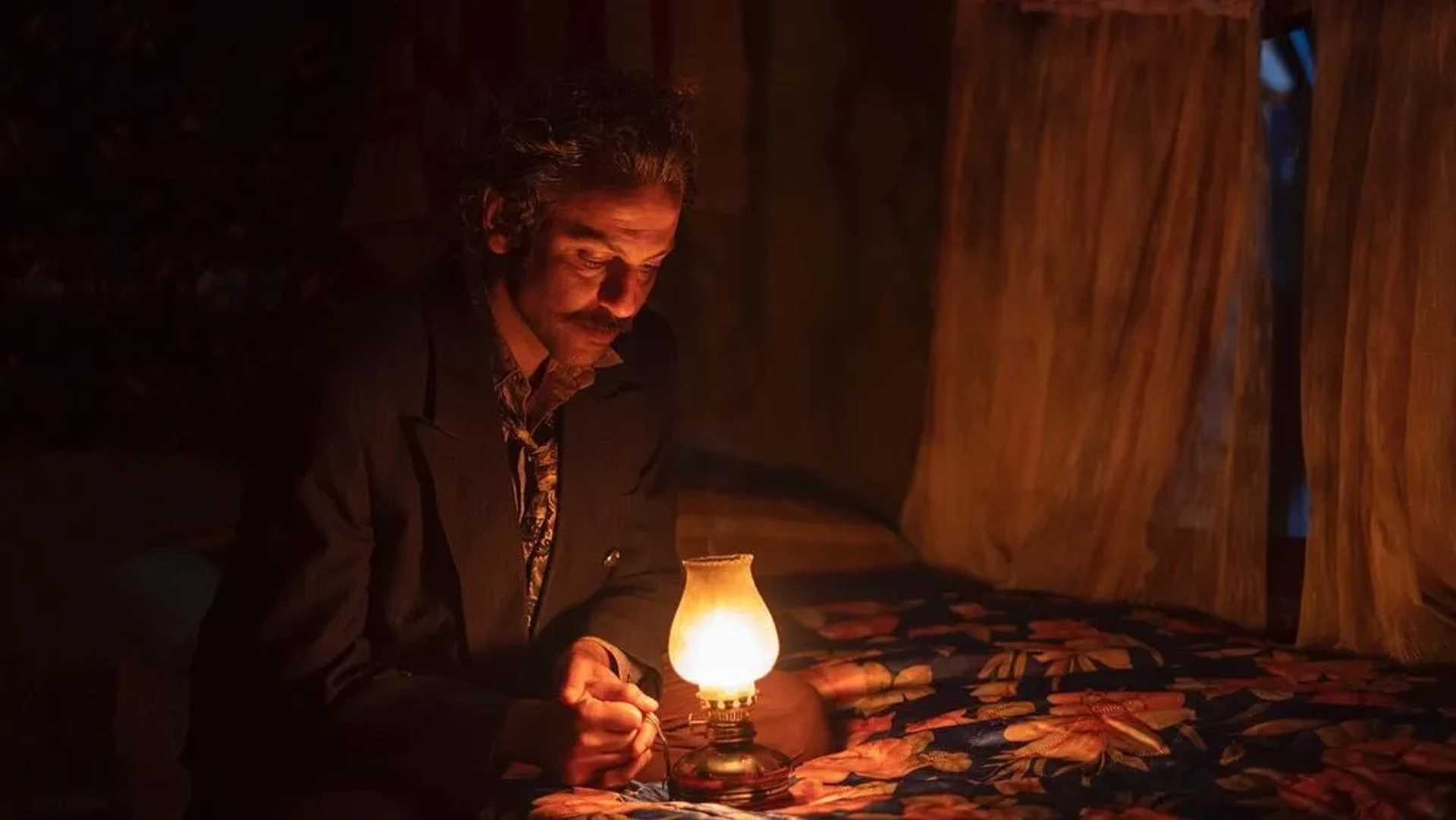 Erkan Kolçak Köstendil in Heartsong (2022)