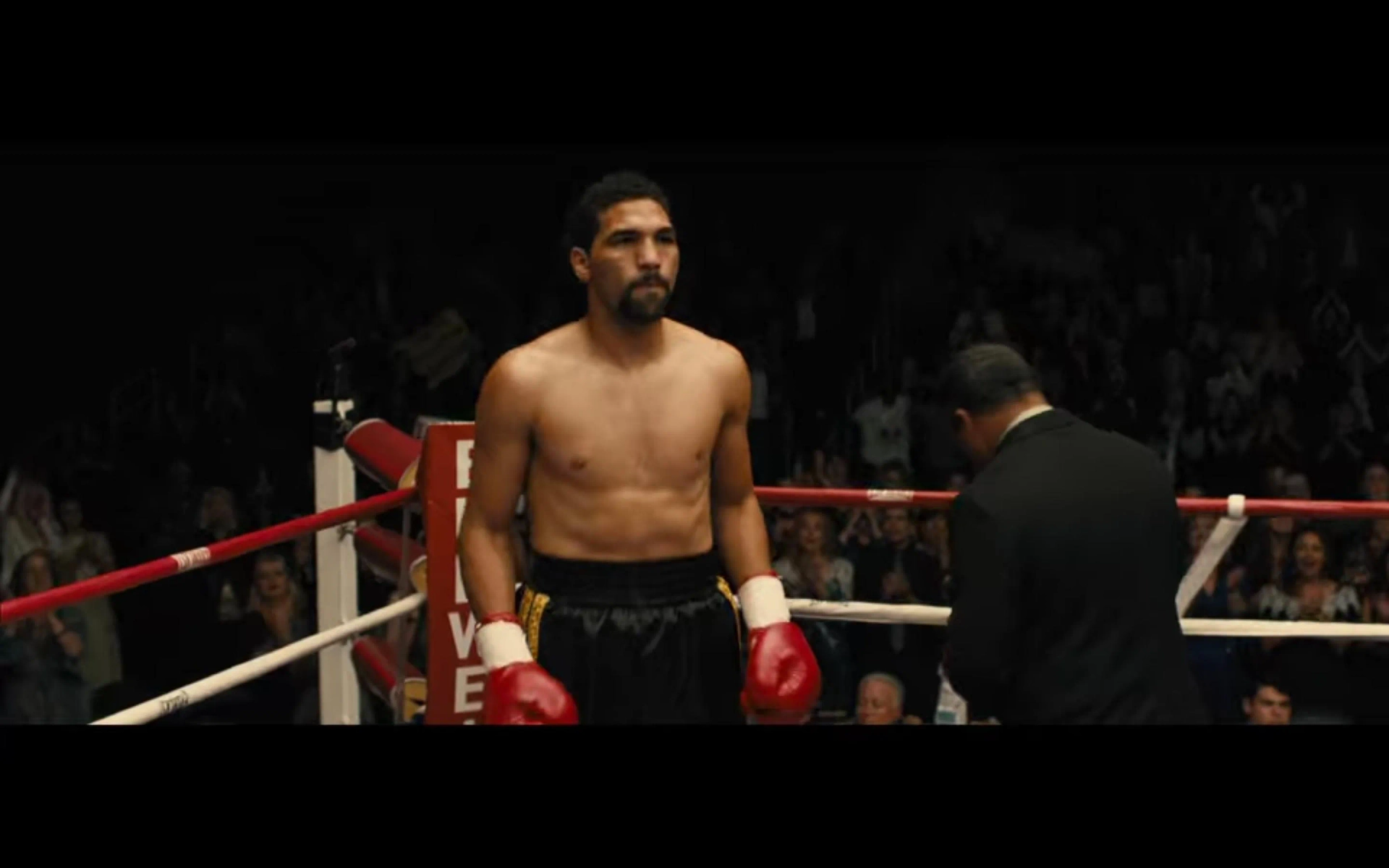Edwin Rodriguez in Bleed for This (2016)