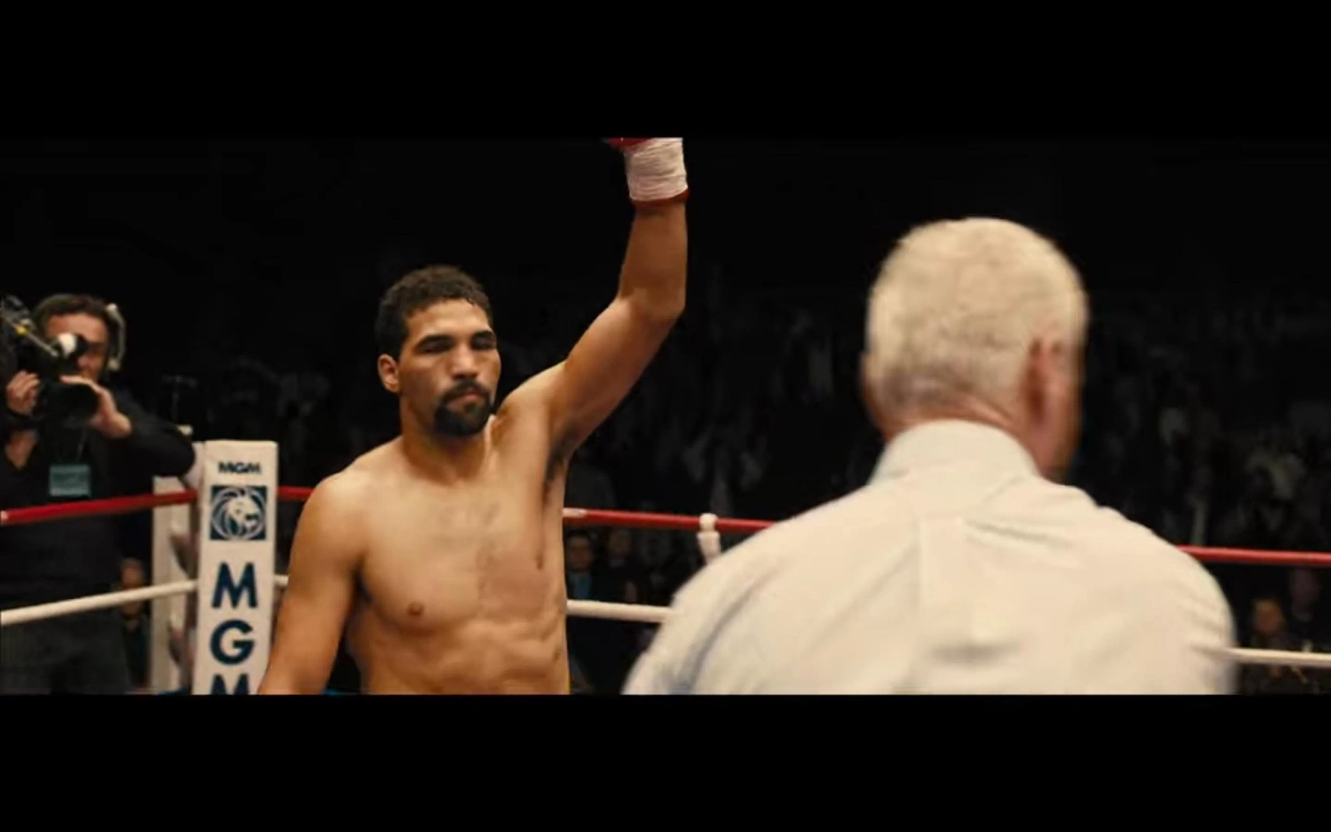 Edwin Rodriguez in Bleed for This (2016)